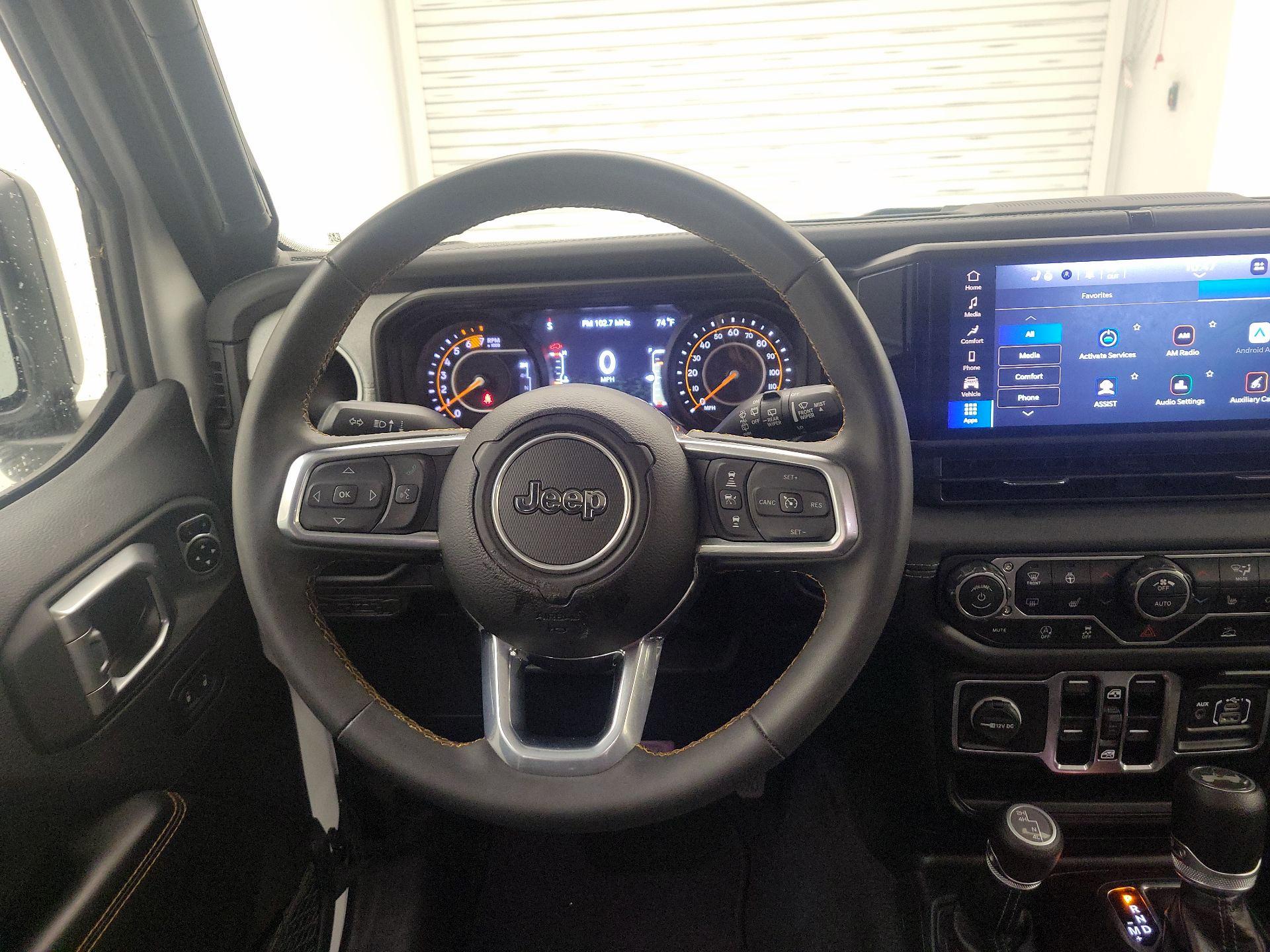 Thumbnail: 2025 Jeep Wrangler - 10