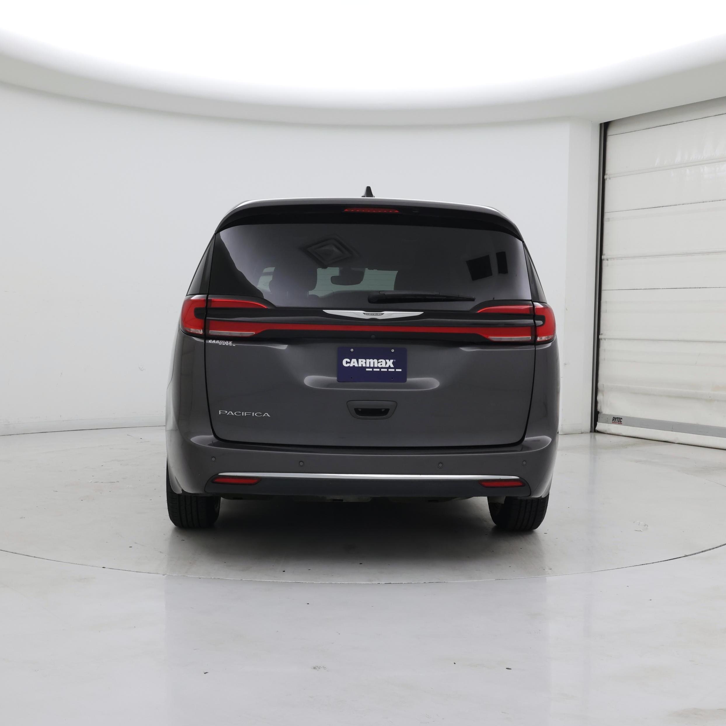 Thumbnail: 2023 Chrysler Pacifica - 6