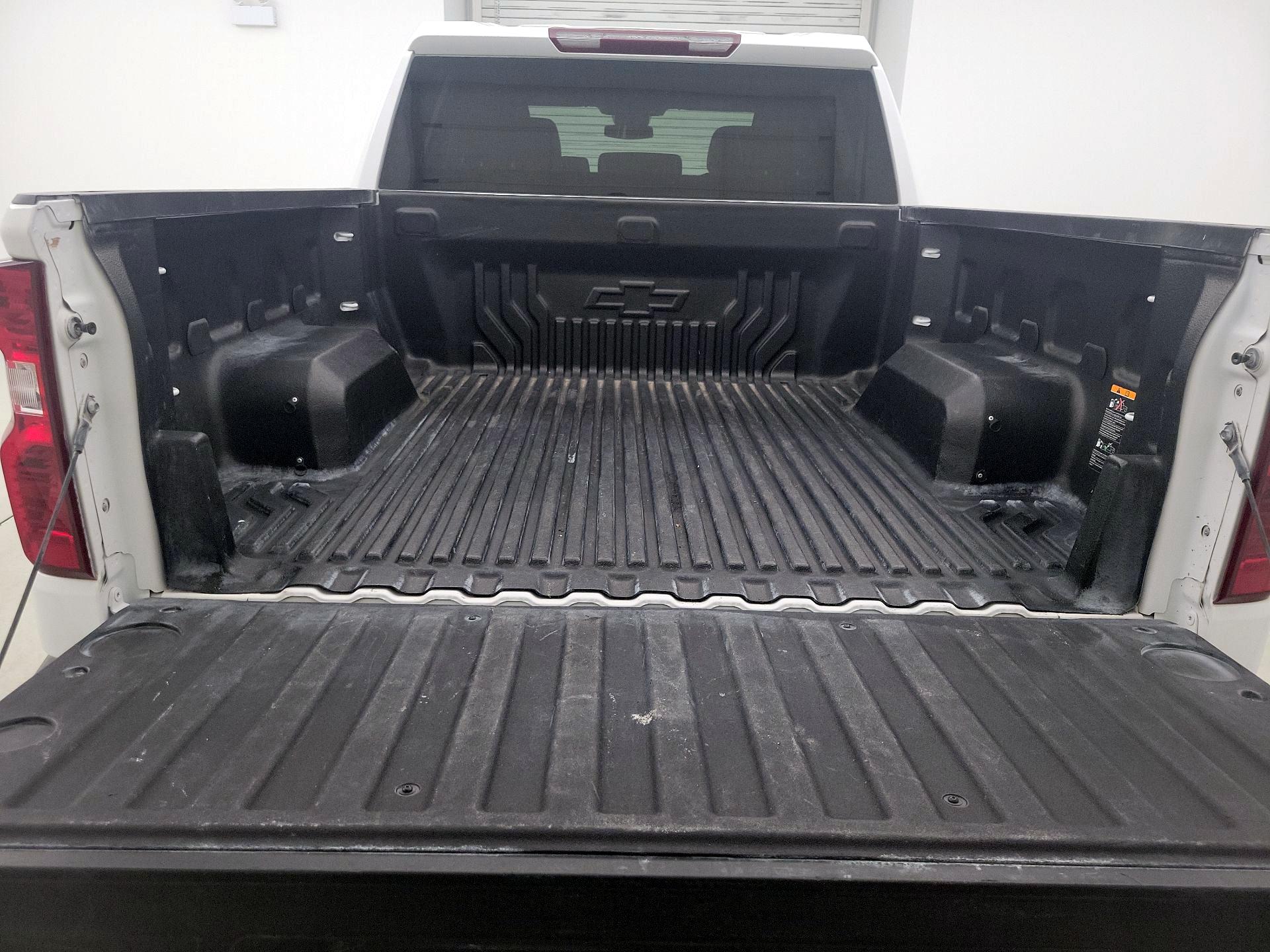 Thumbnail: 2023 Chevrolet Silverado 1500 - 20