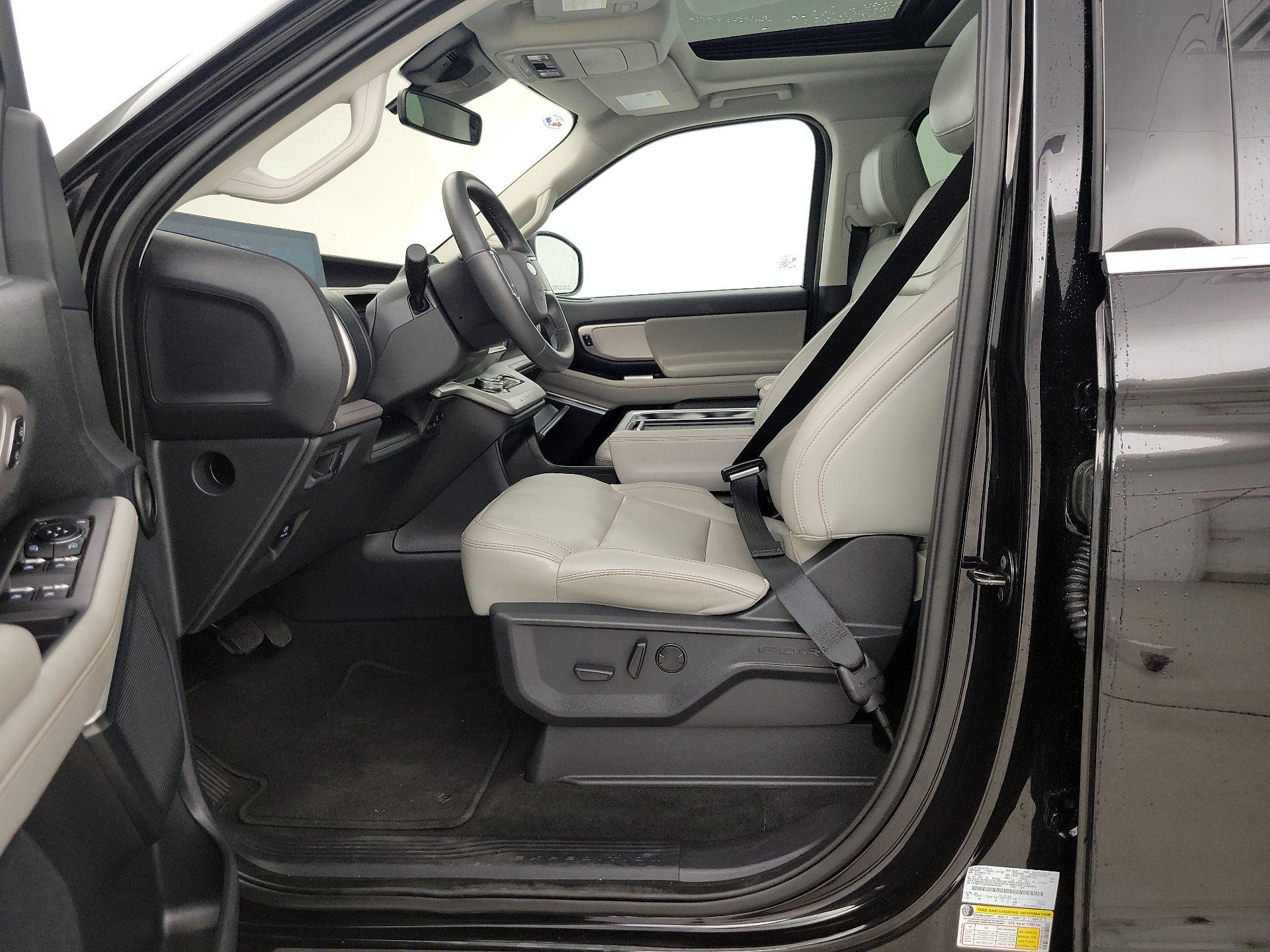 Thumbnail: 2025 Ford Expedition - 11