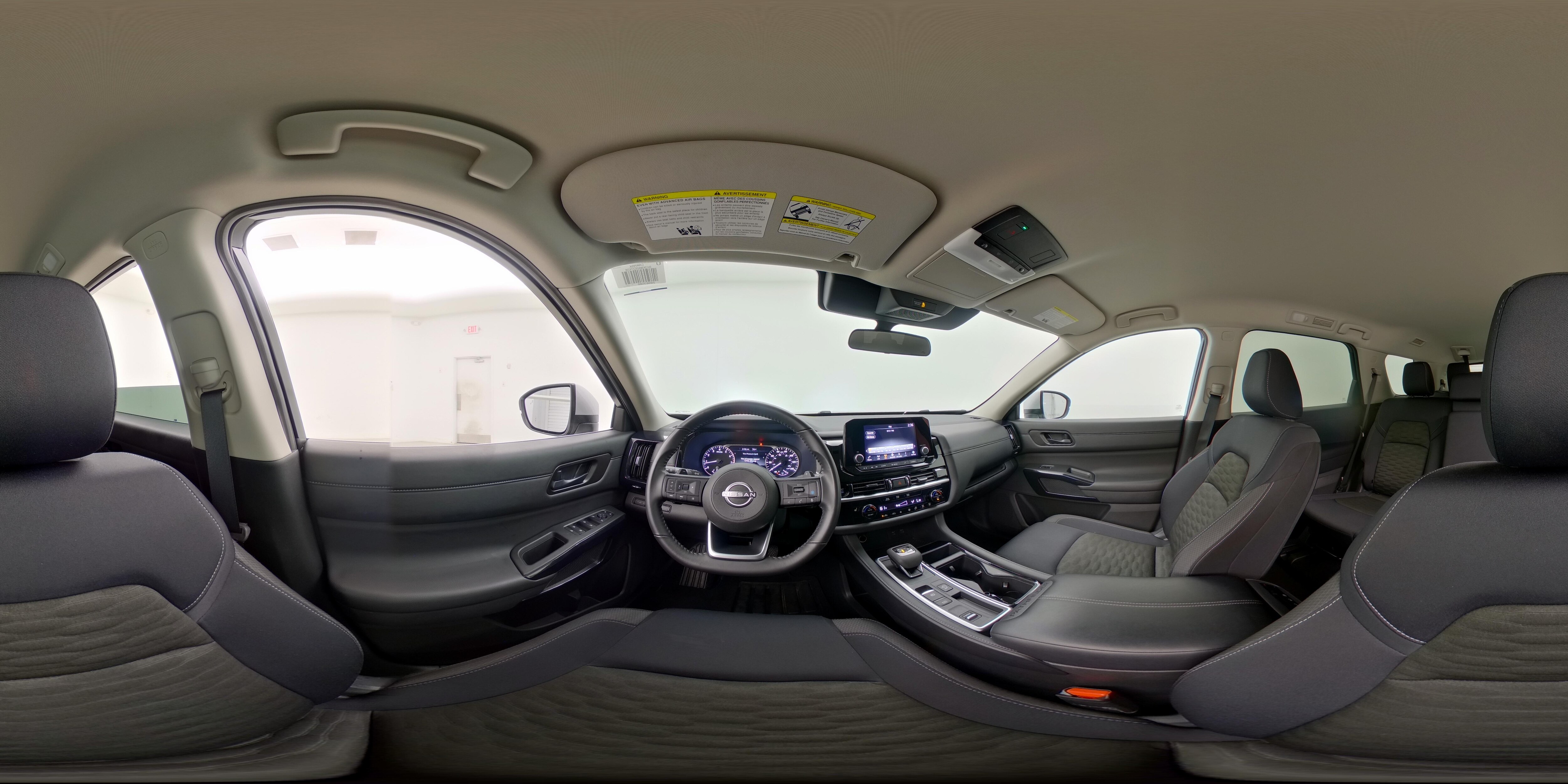 2025 Nissan Pathfinder SV - Photo 26