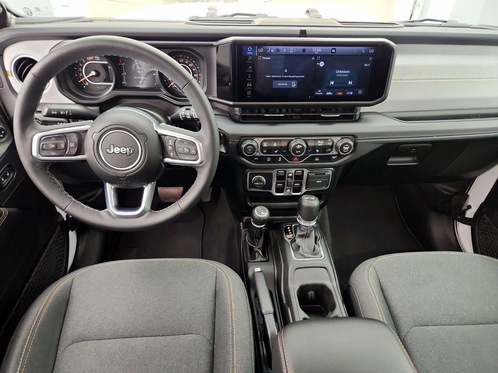 Thumbnail: 2025 Jeep Wrangler - 9