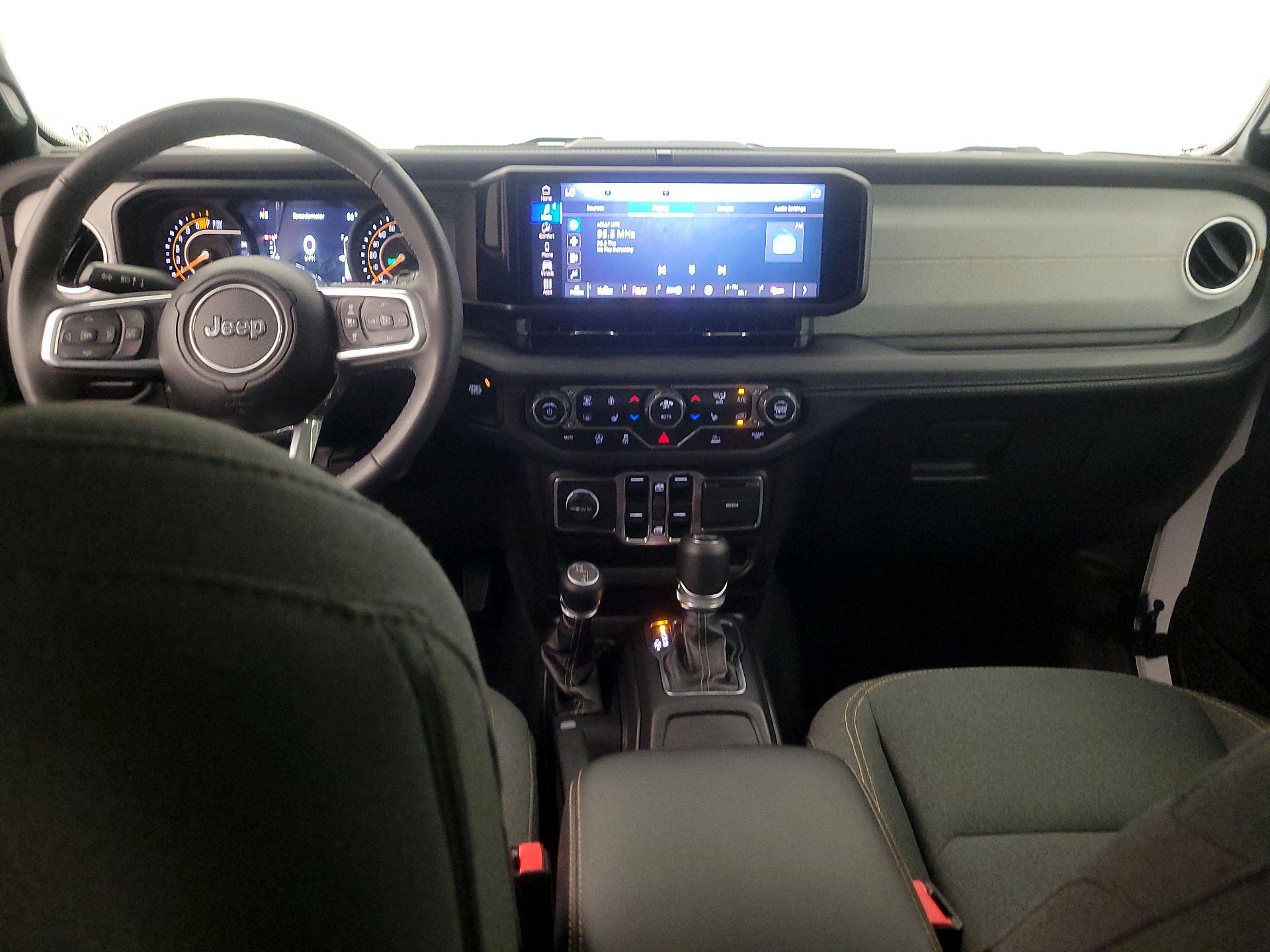 Thumbnail: 2025 Jeep Wrangler - 9
