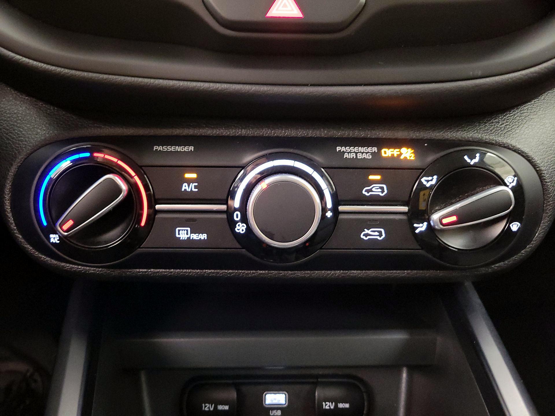 Thumbnail: 2025 Kia Soul - 16