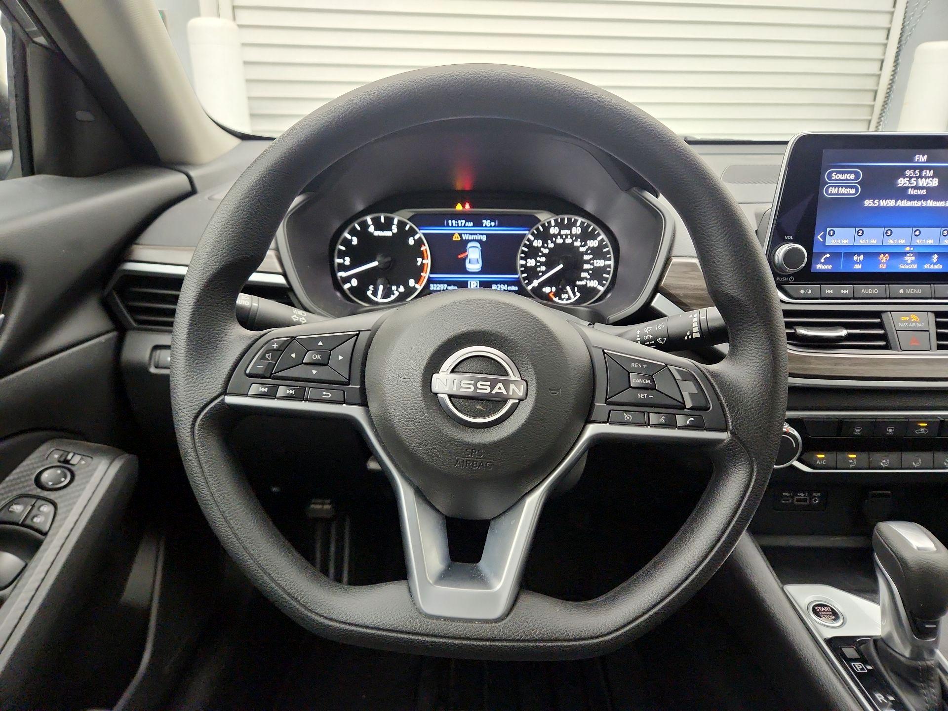 Thumbnail: 2025 Nissan Altima - 10