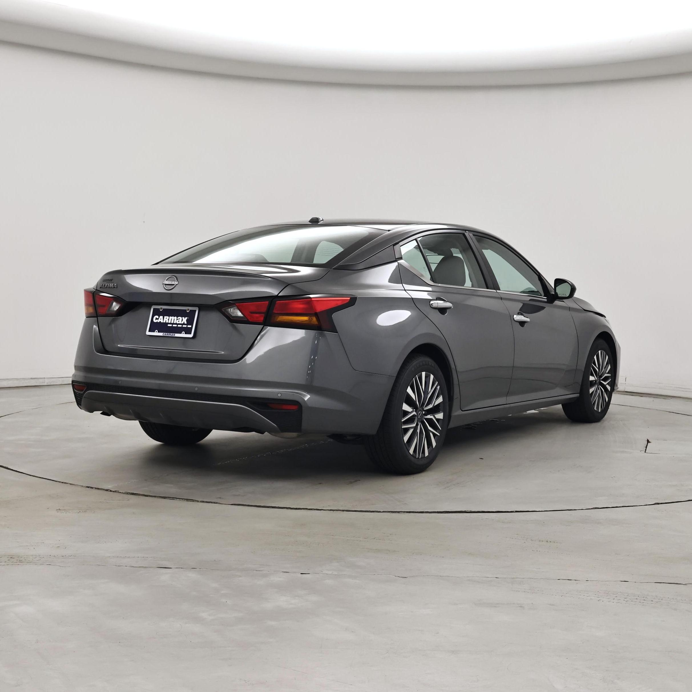 Thumbnail: 2025 Nissan Altima - 8