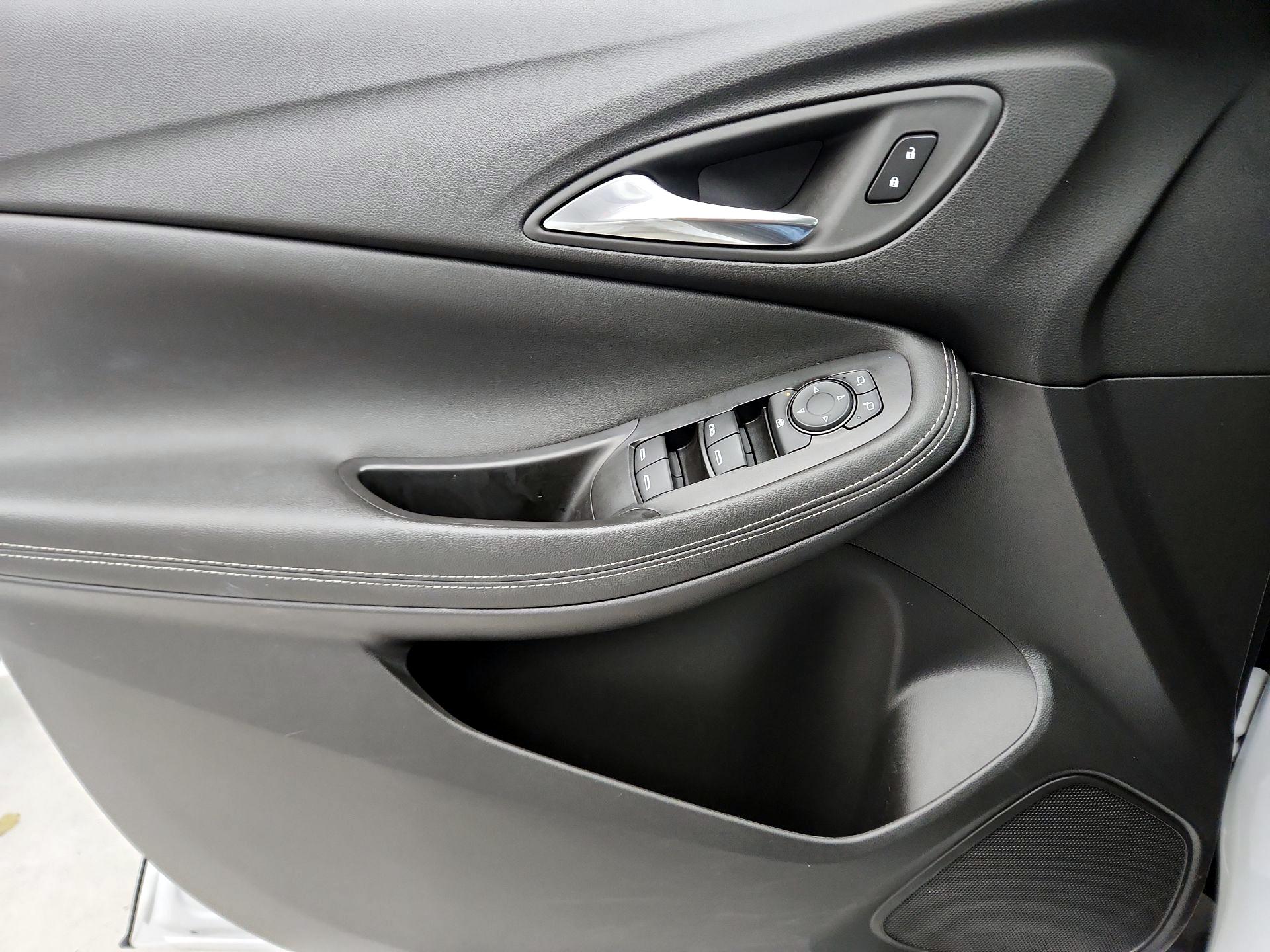 Thumbnail: 2025 Buick Encore GX - 12