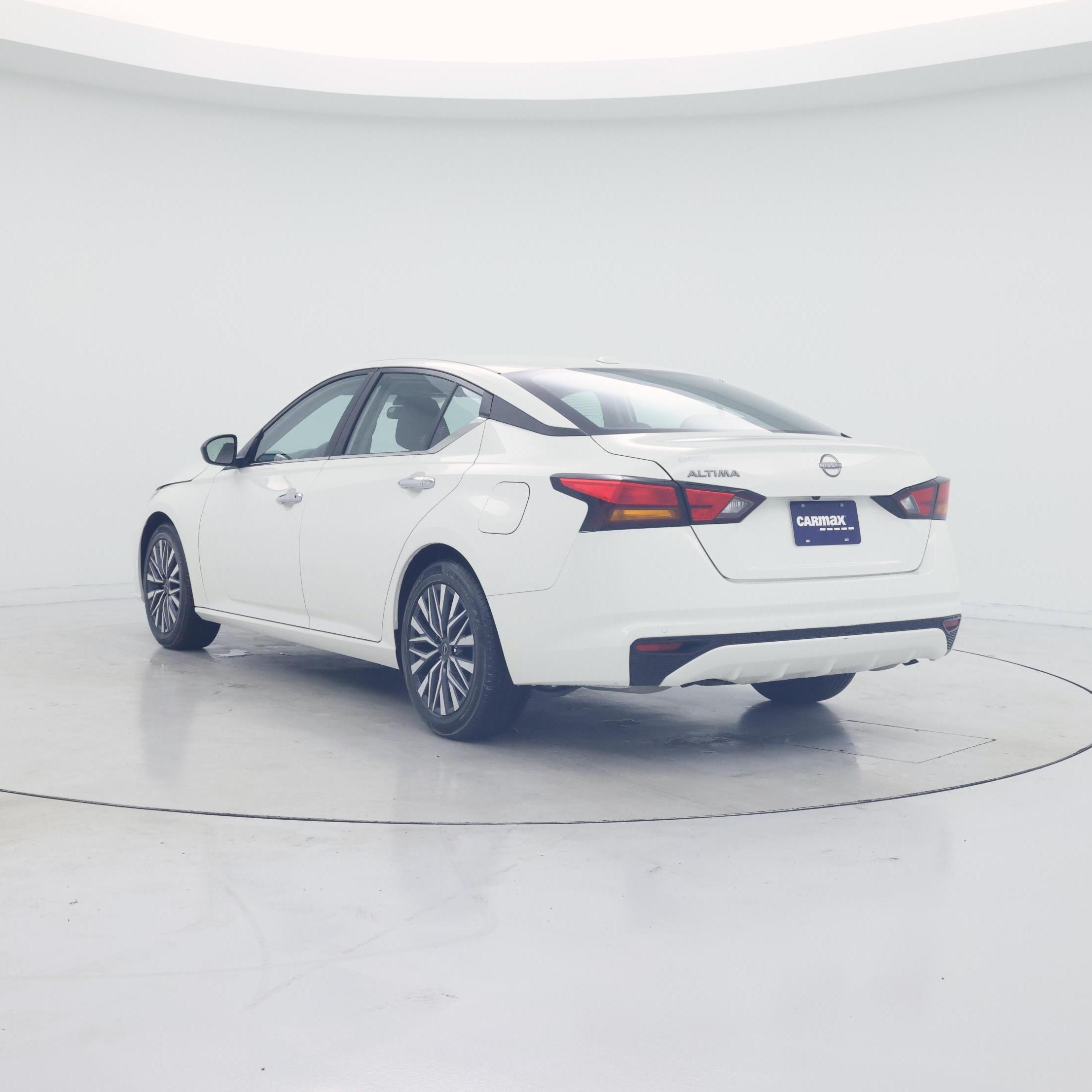 Thumbnail: 2025 Nissan Altima - 2