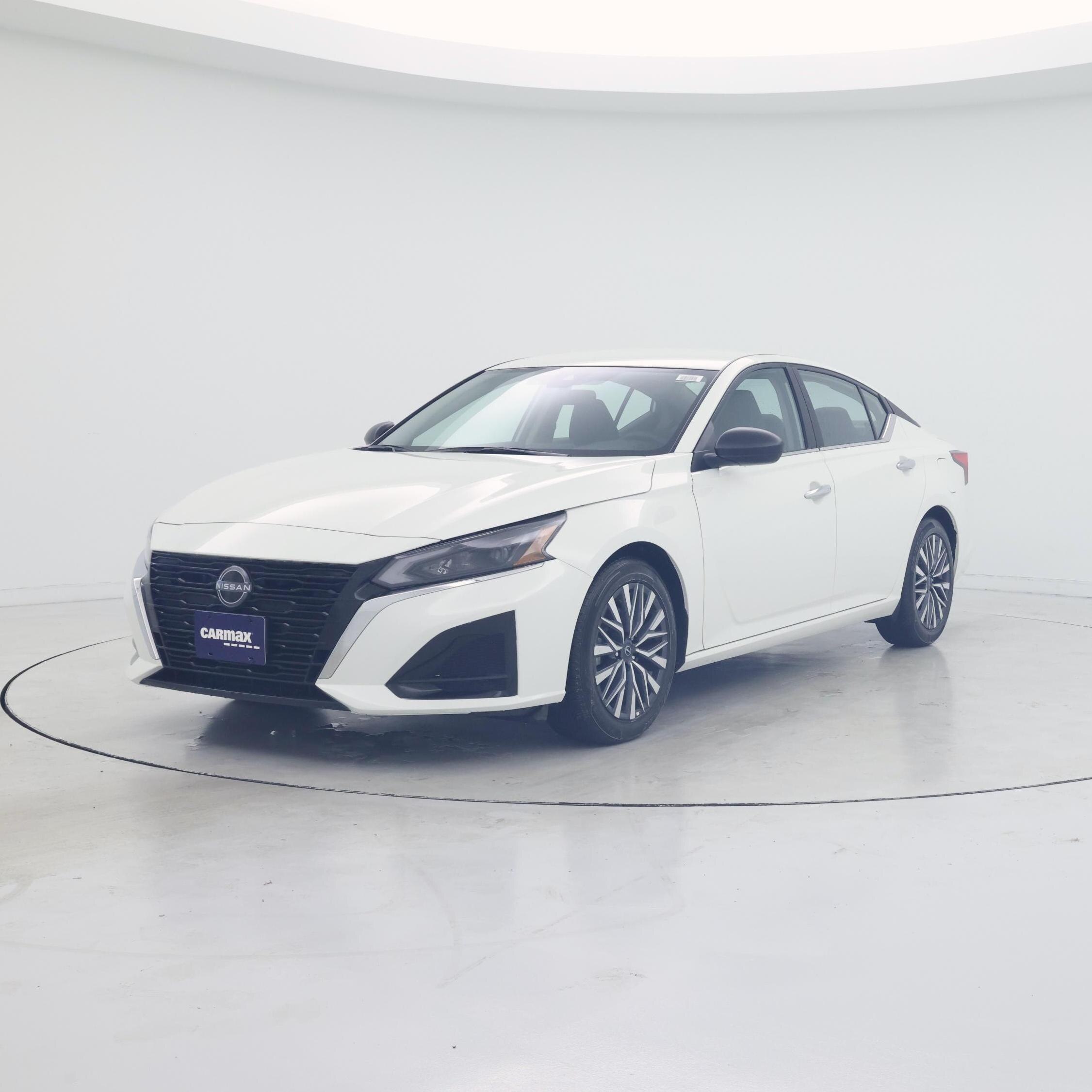 Thumbnail: 2025 Nissan Altima - 4