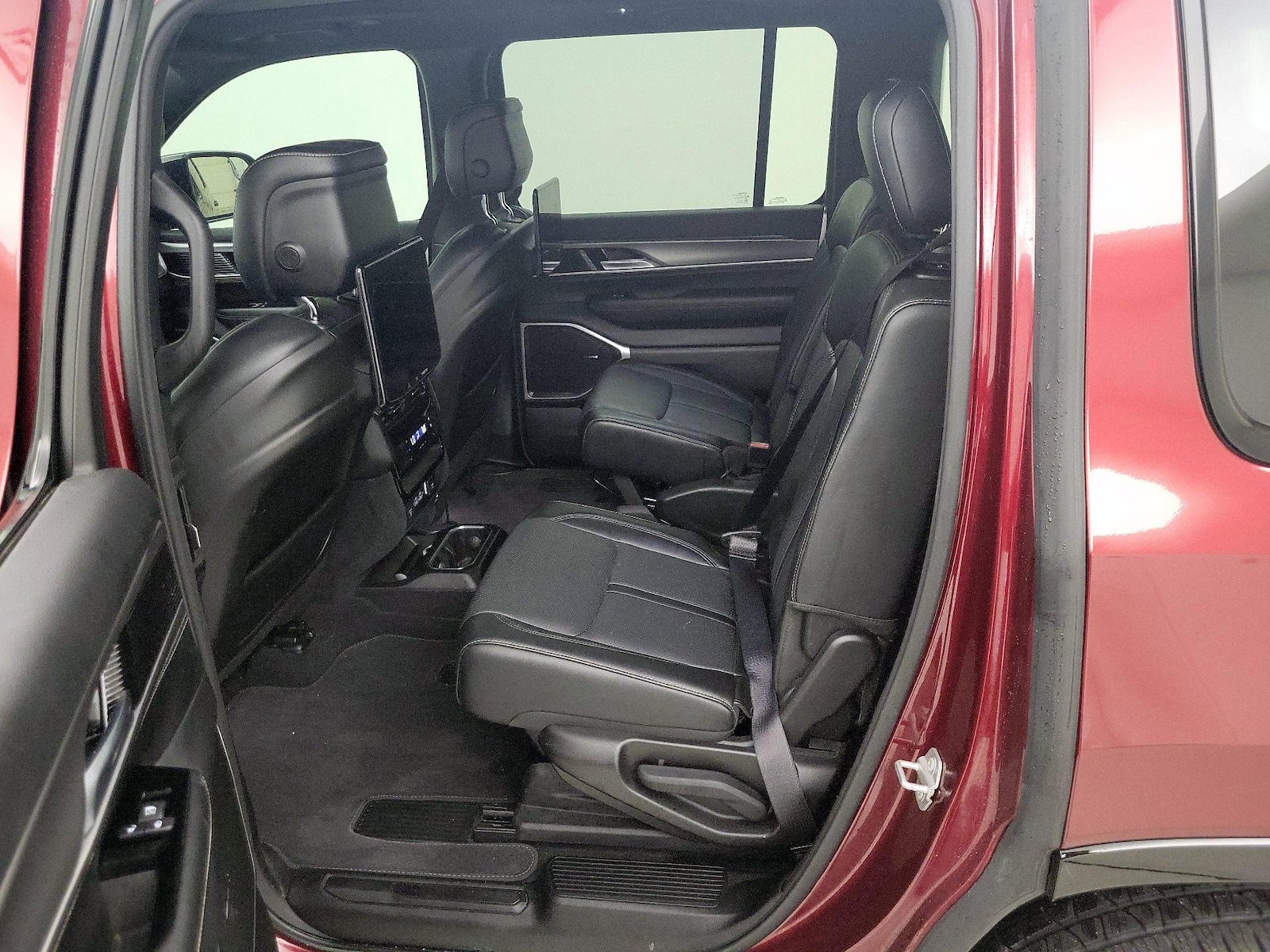 2025 Jeep Wagoneer Series II - Photo 22