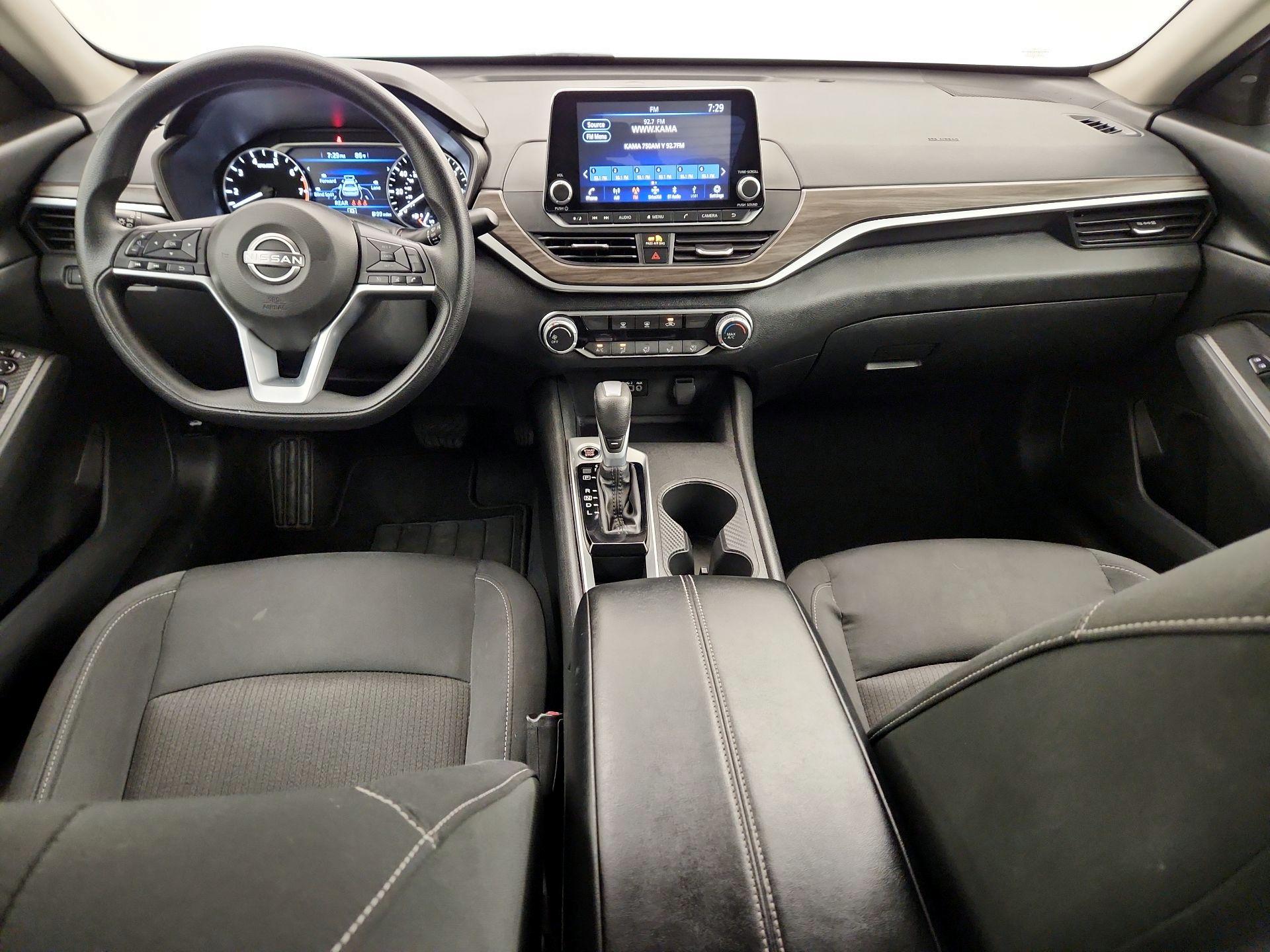 Thumbnail: 2025 Nissan Altima - 9