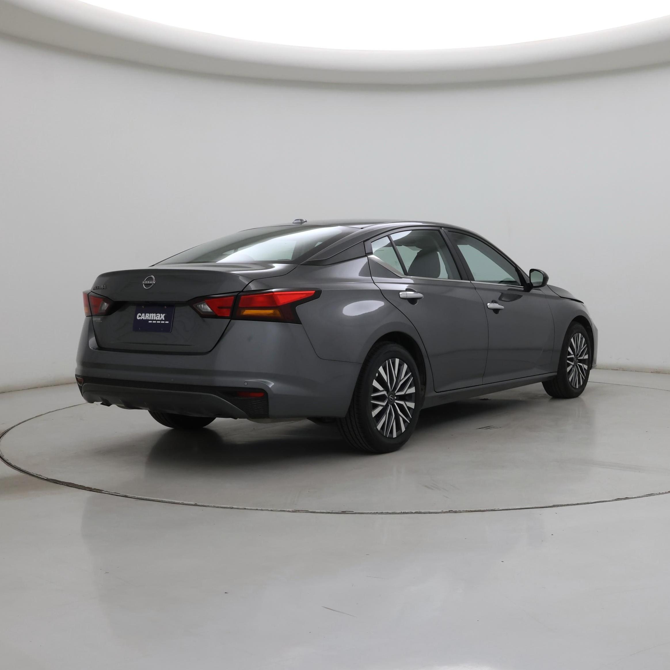 Thumbnail: 2025 Nissan Altima - 8