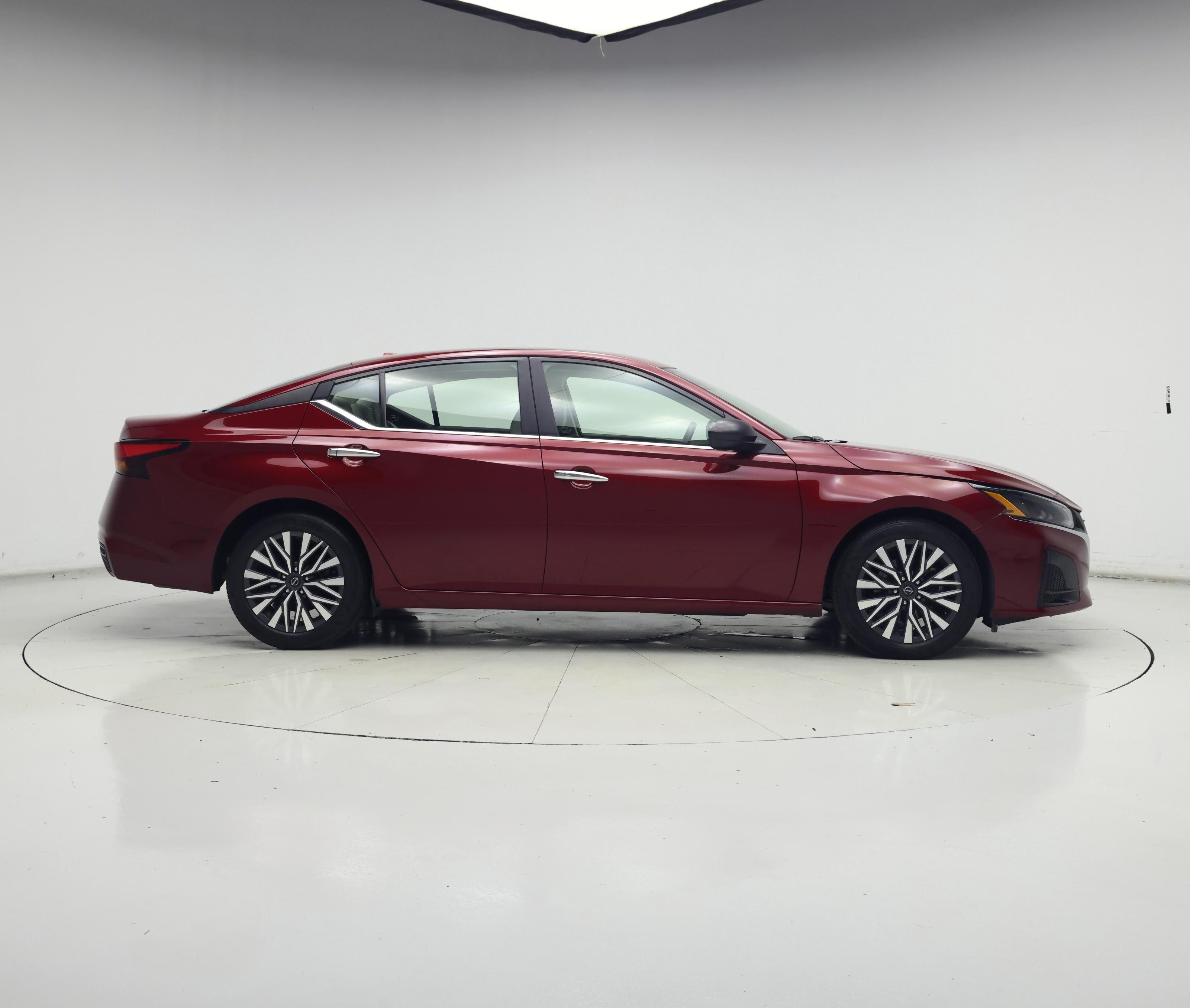 Thumbnail: 2025 Nissan Altima - 7