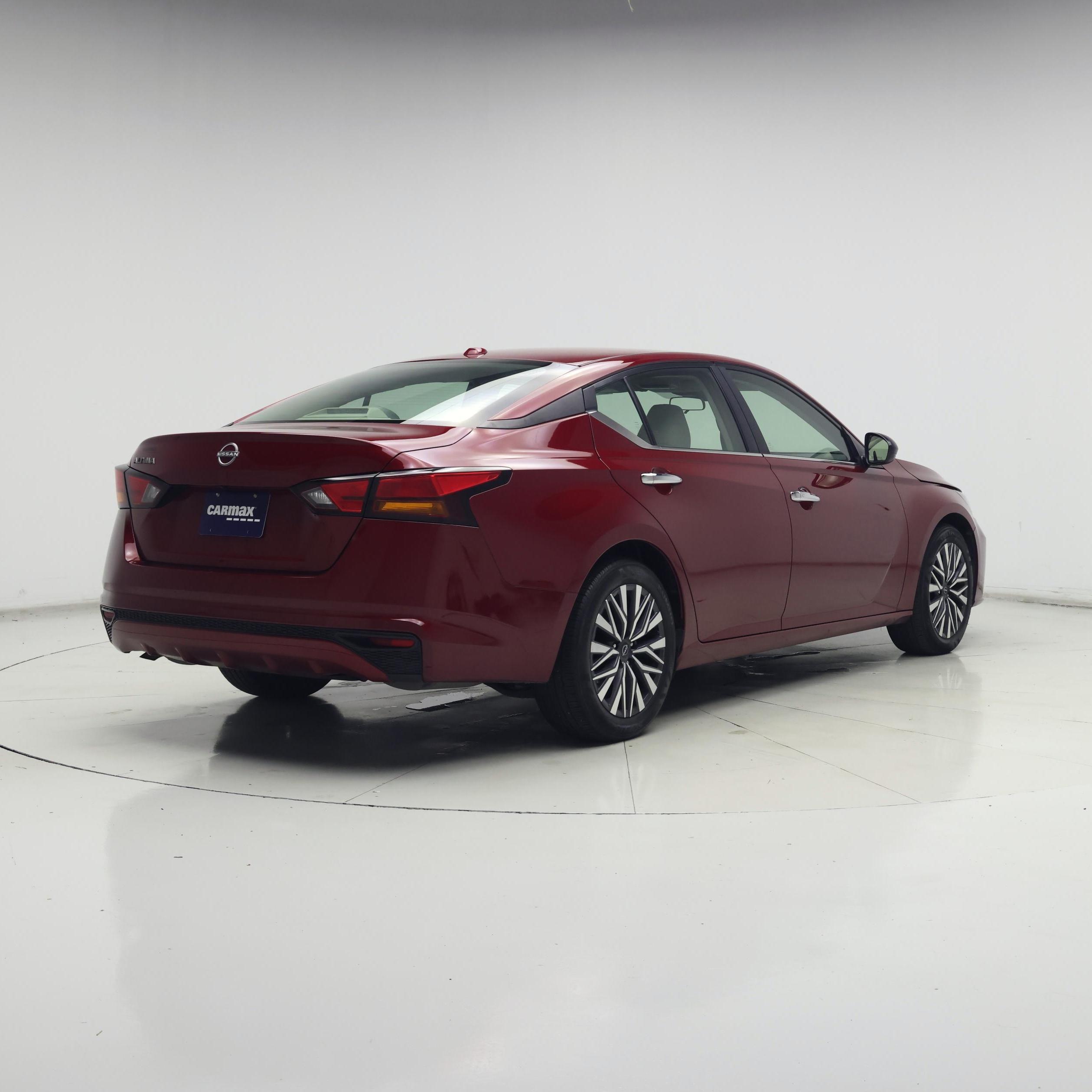 Thumbnail: 2025 Nissan Altima - 8