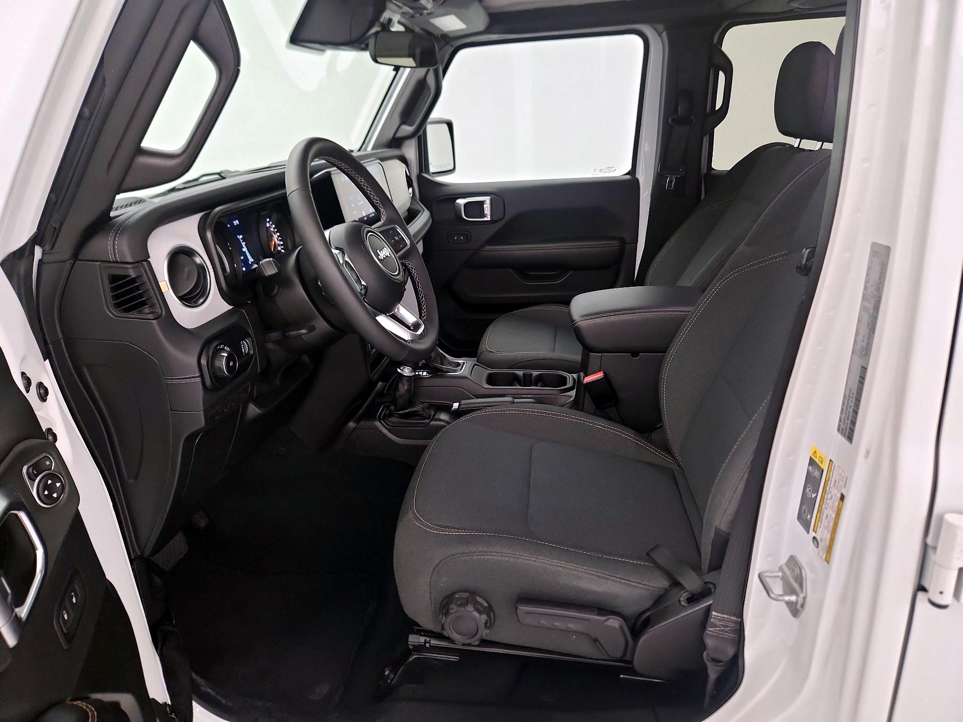 Thumbnail: 2025 Jeep Wrangler - 11