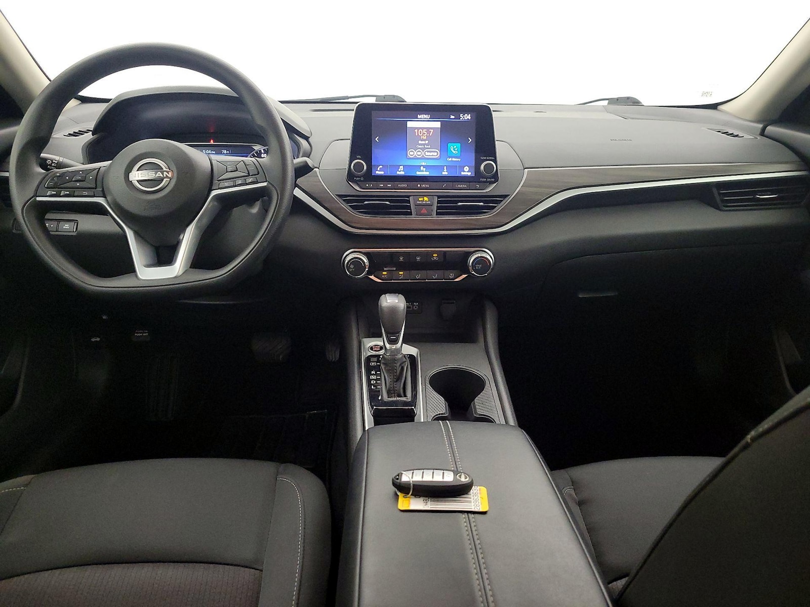 2025 Nissan Altima SV - Photo 10