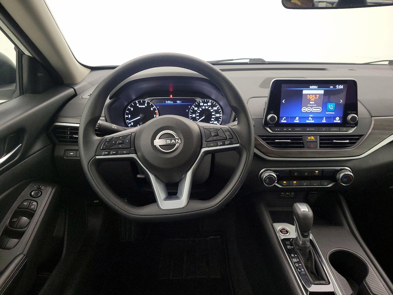 2025 Nissan Altima SV - Photo 11