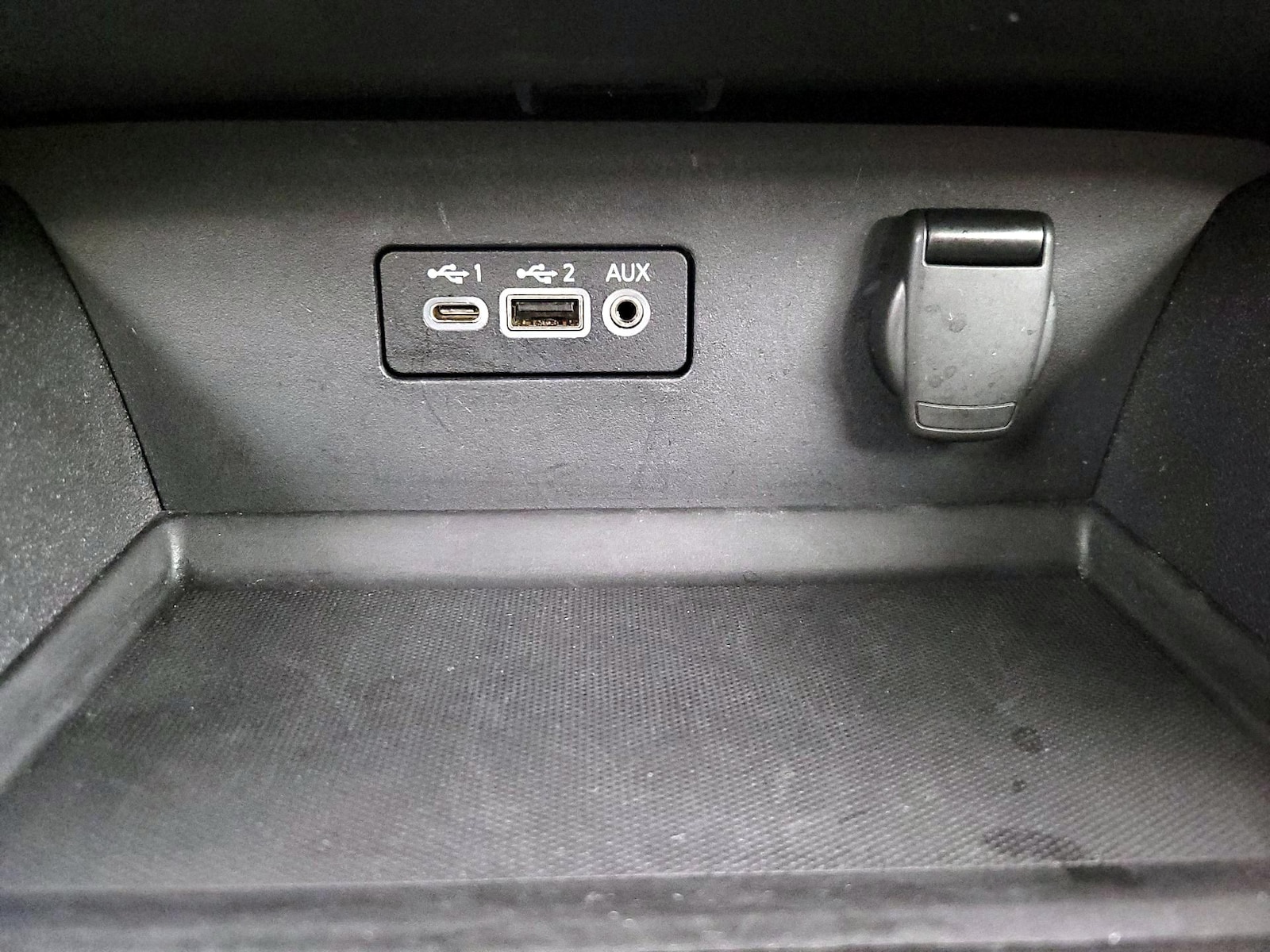 2025 Nissan Altima SV - Photo 19