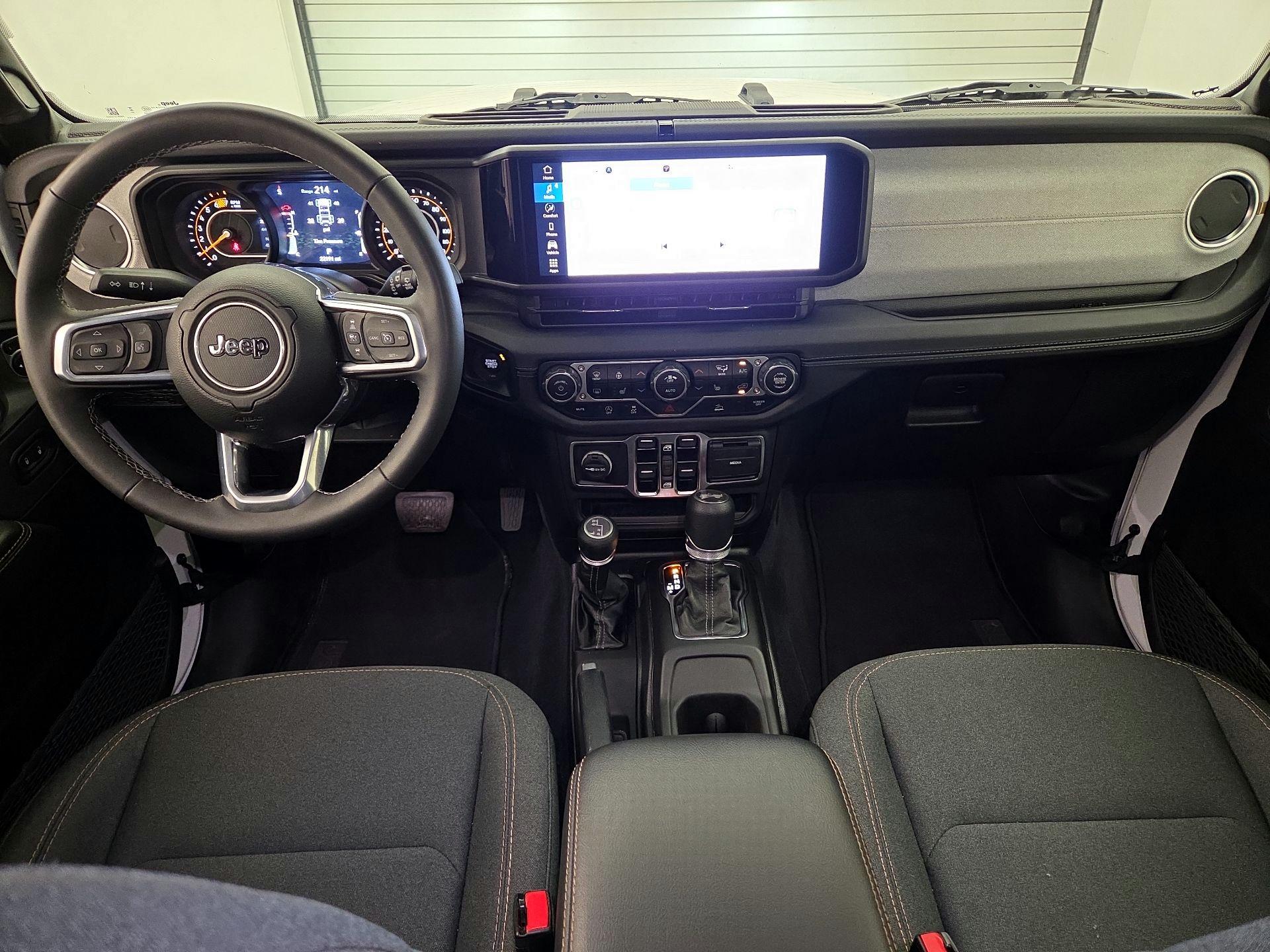 Thumbnail: 2025 Jeep Wrangler - 9