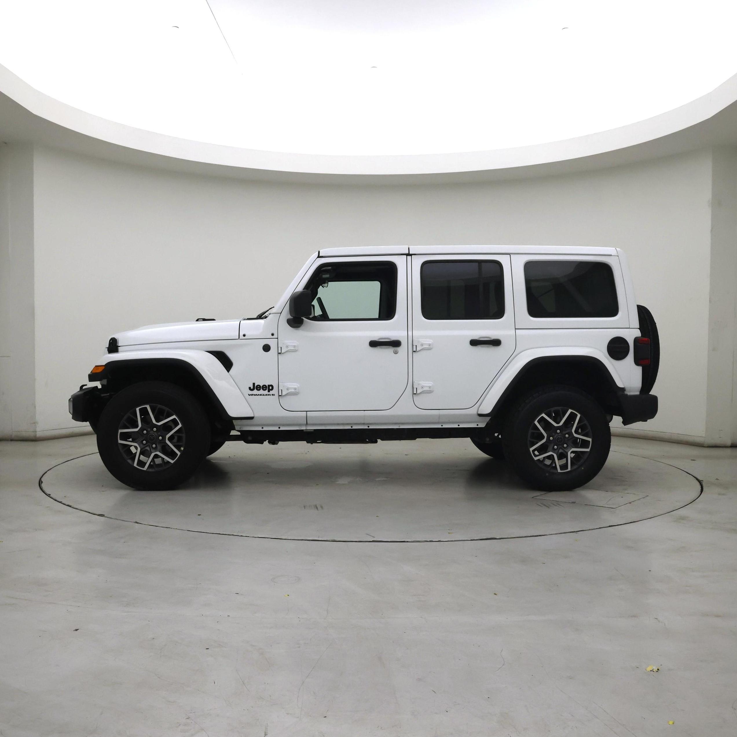 Thumbnail: 2025 Jeep Wrangler - 3