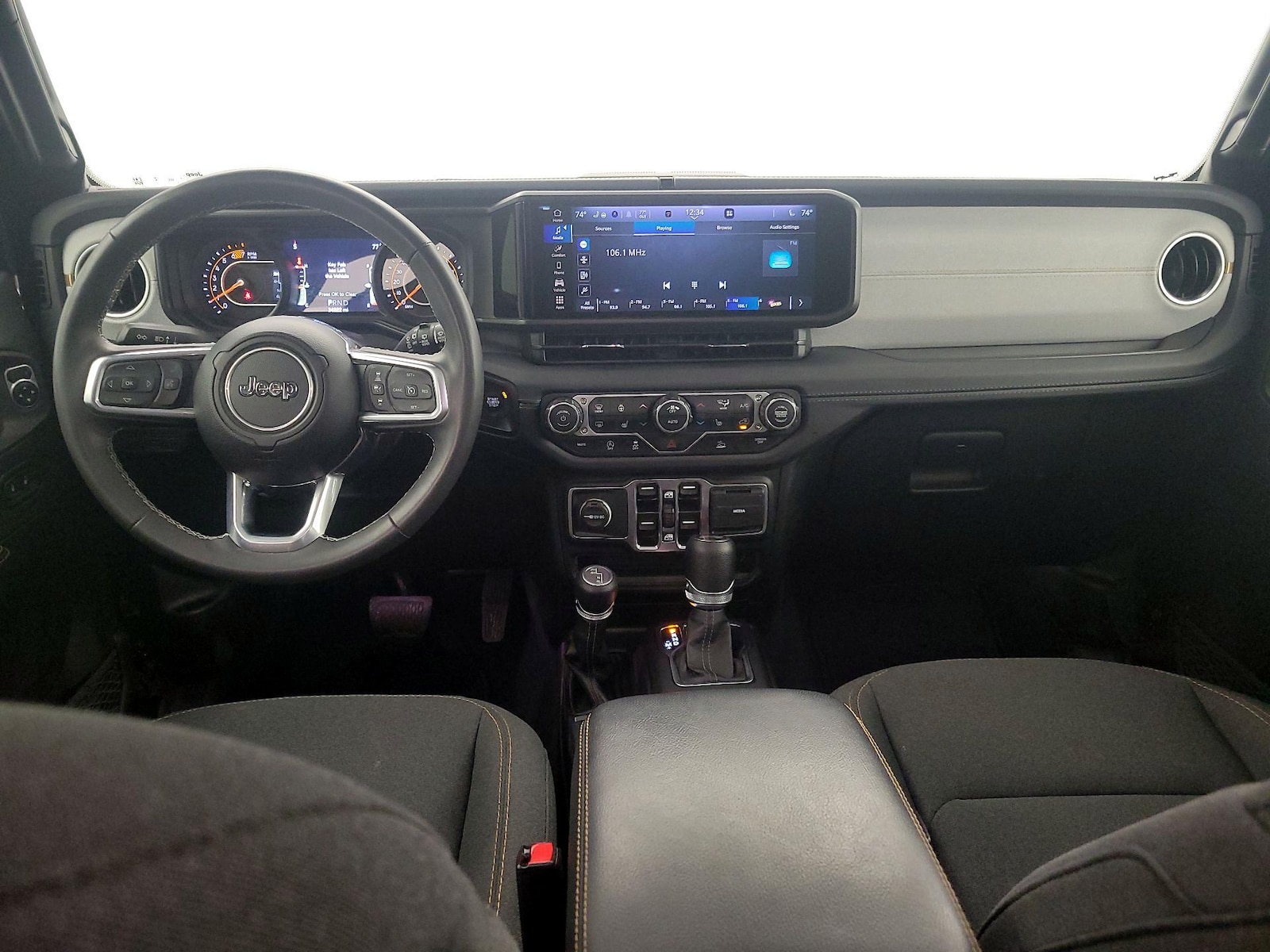 2025 Jeep Wrangler 4-Door Sahara - Photo 10