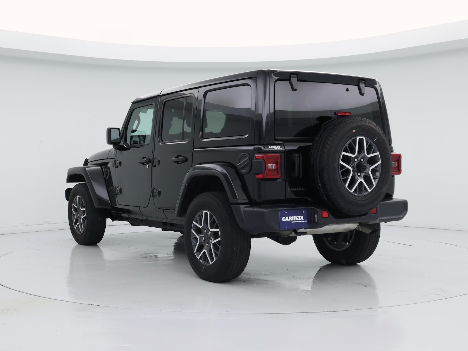 2025 Jeep Wrangler 4-Door Sahara - Photo 3