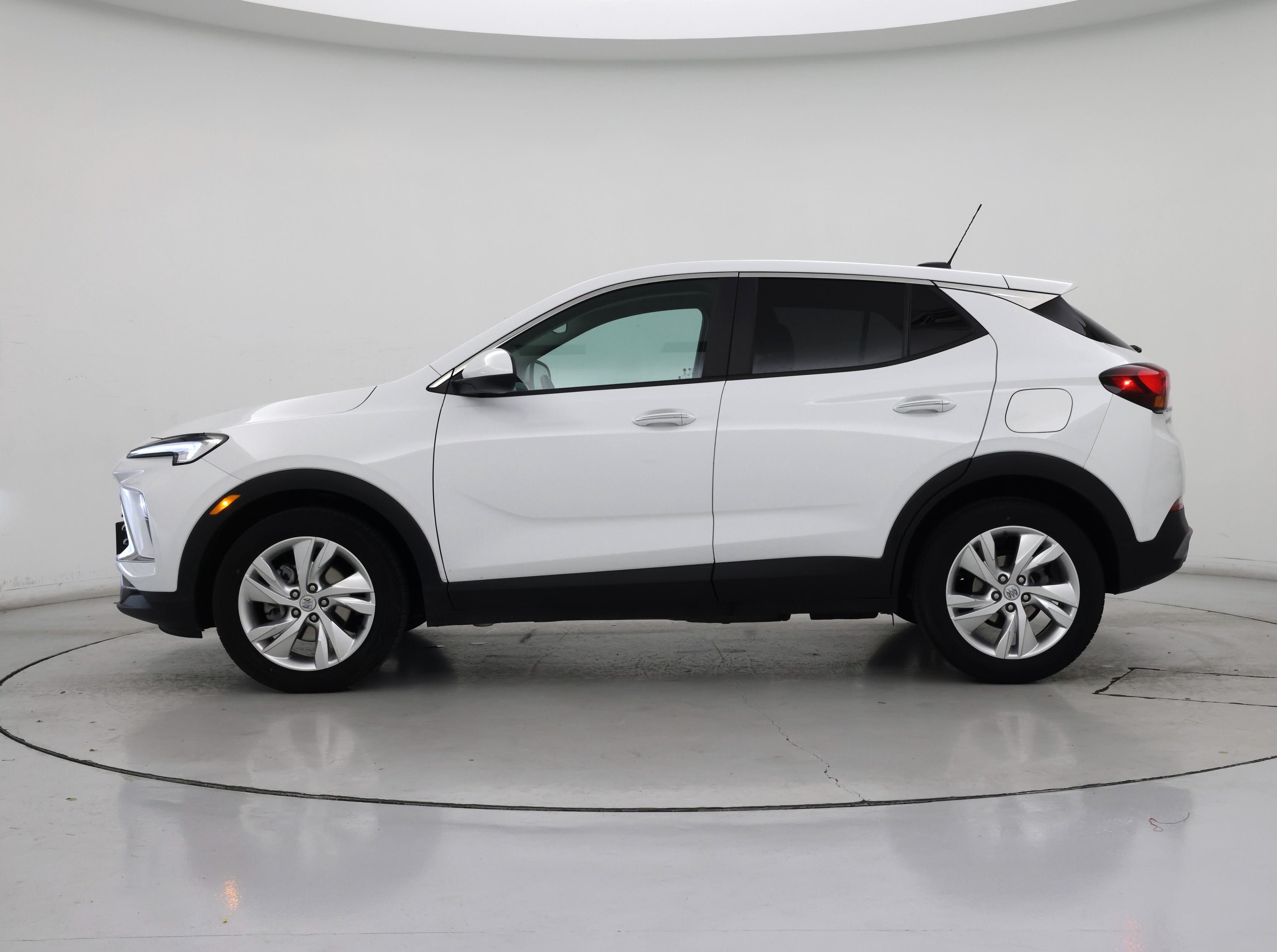 Thumbnail: 2025 Buick Encore GX - 3