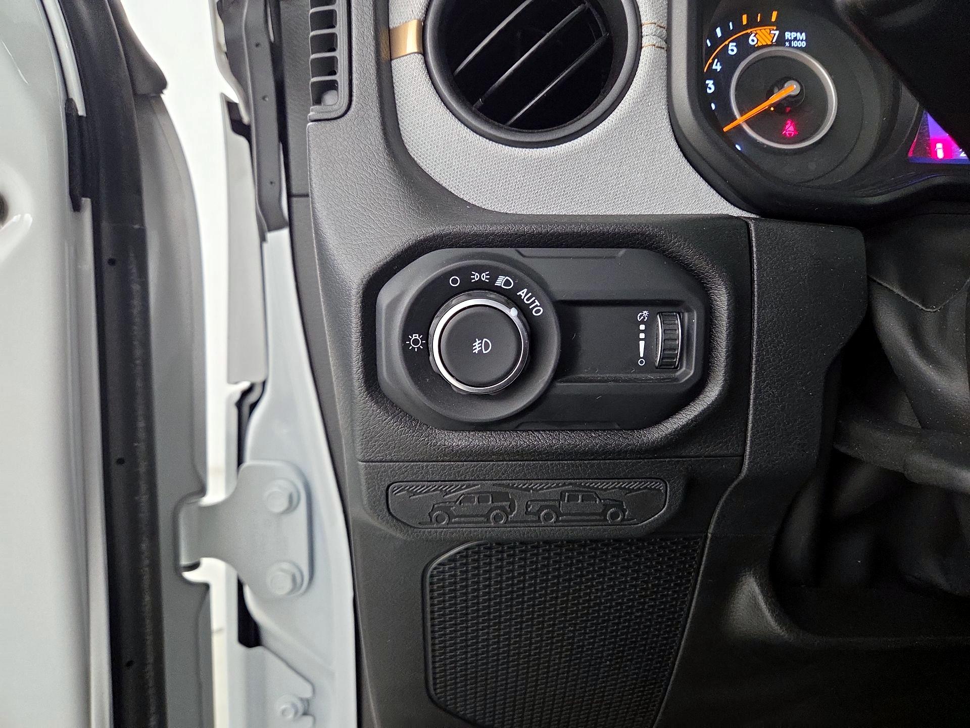 Thumbnail: 2025 Jeep Wrangler - 13