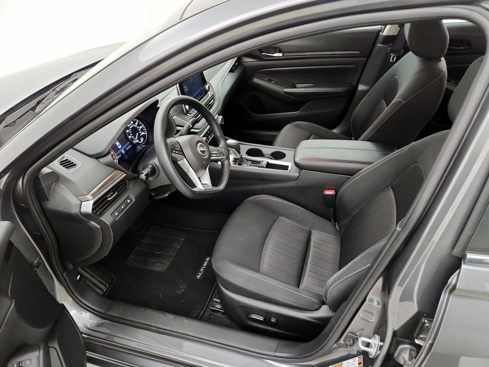 Power Seat(s) & Side Airbags