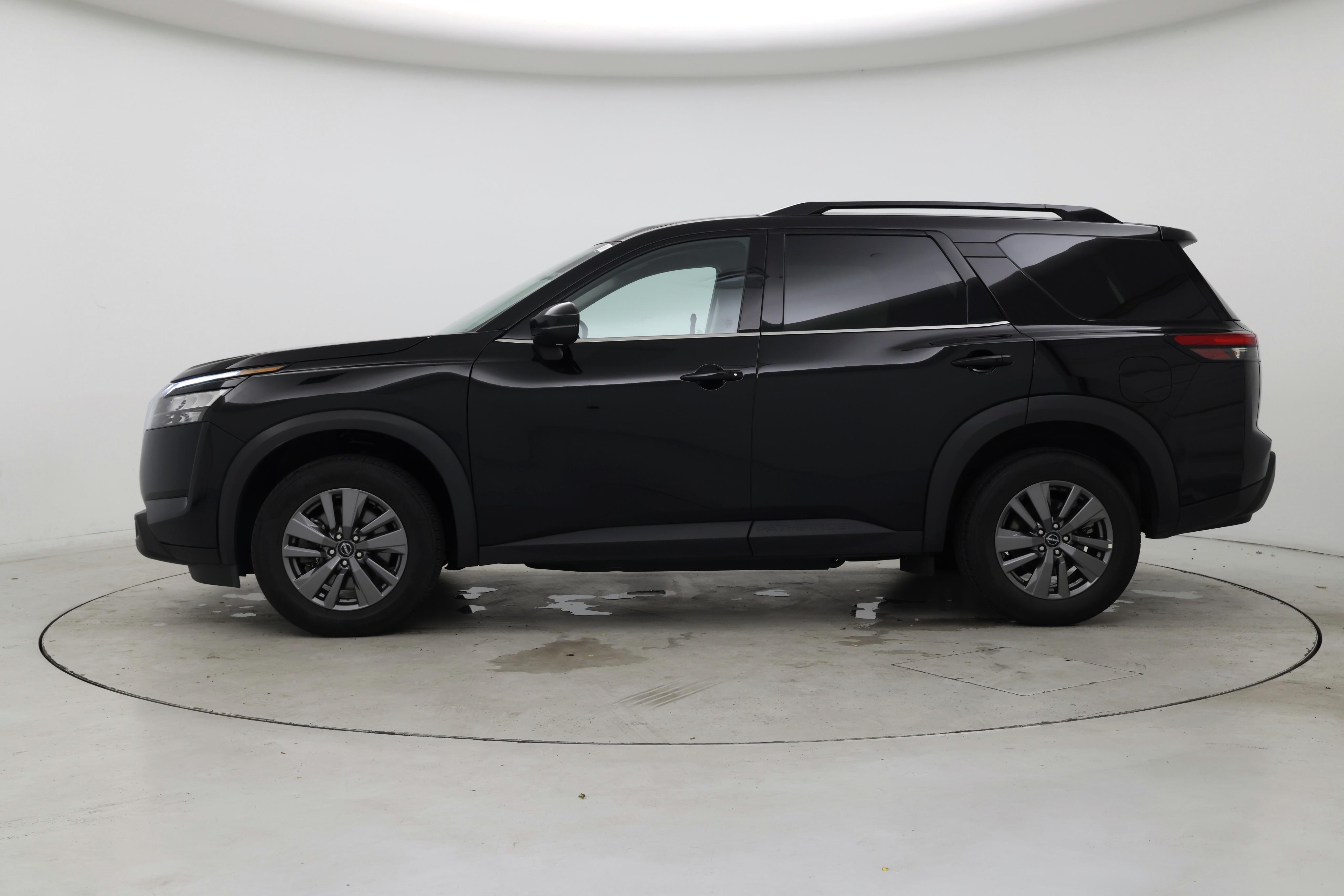 Thumbnail: 2025 Nissan Pathfinder - 3