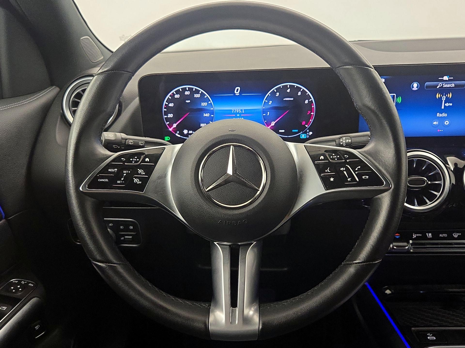 Thumbnail: 2025 Mercedes-Benz GLA - 10