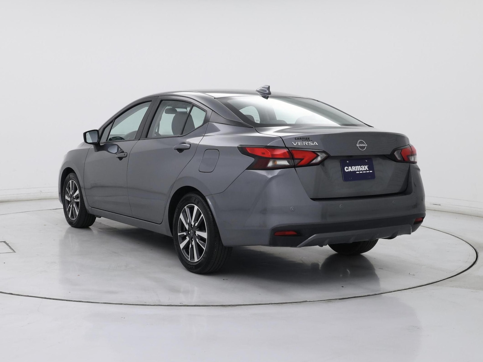 2025 Nissan Versa Sedan SV - Photo 3