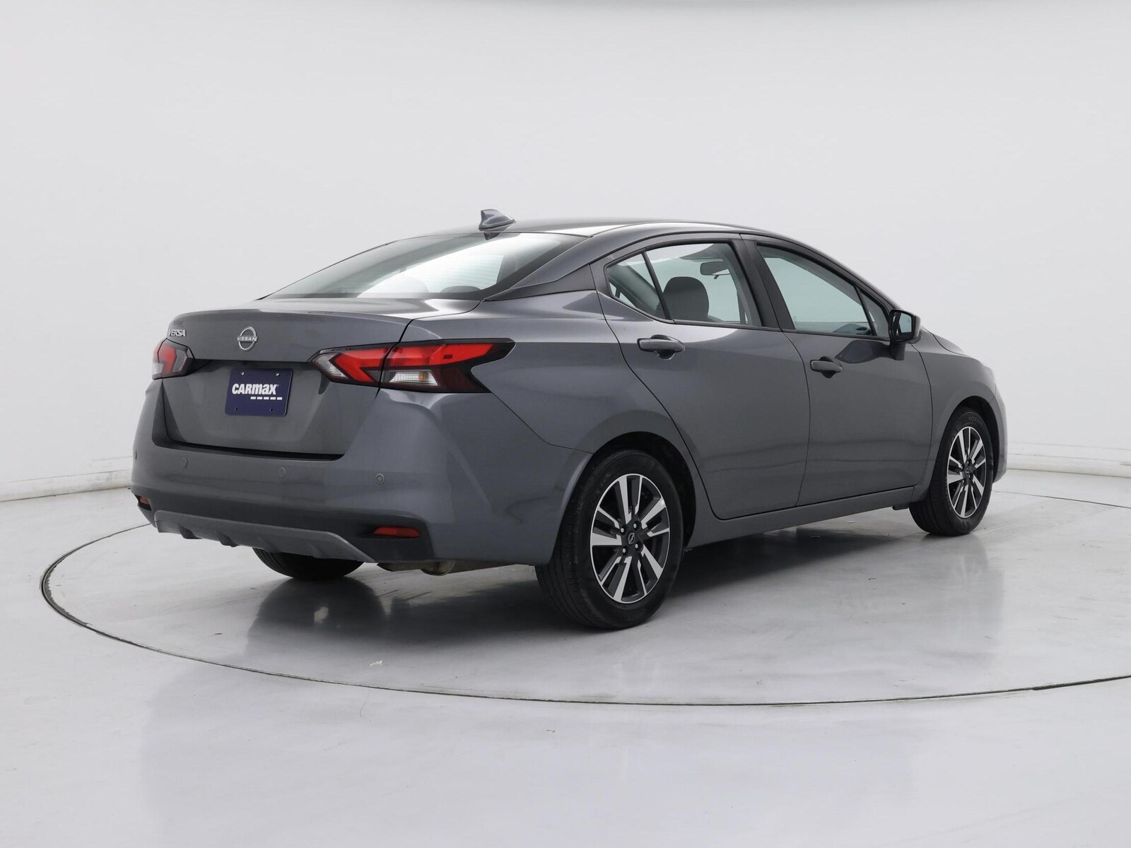 2025 Nissan Versa Sedan SV - Photo 9