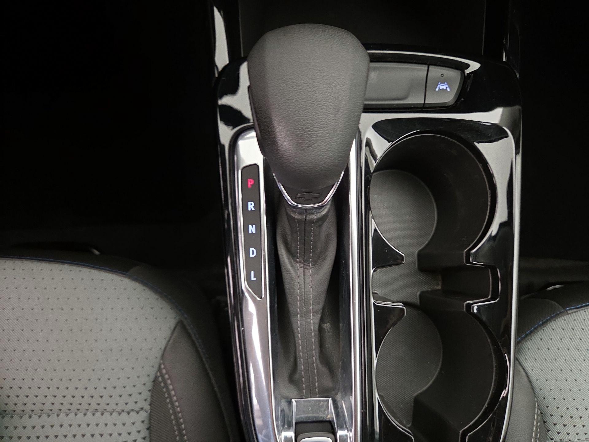 Thumbnail: 2025 Chevrolet Trax - 17