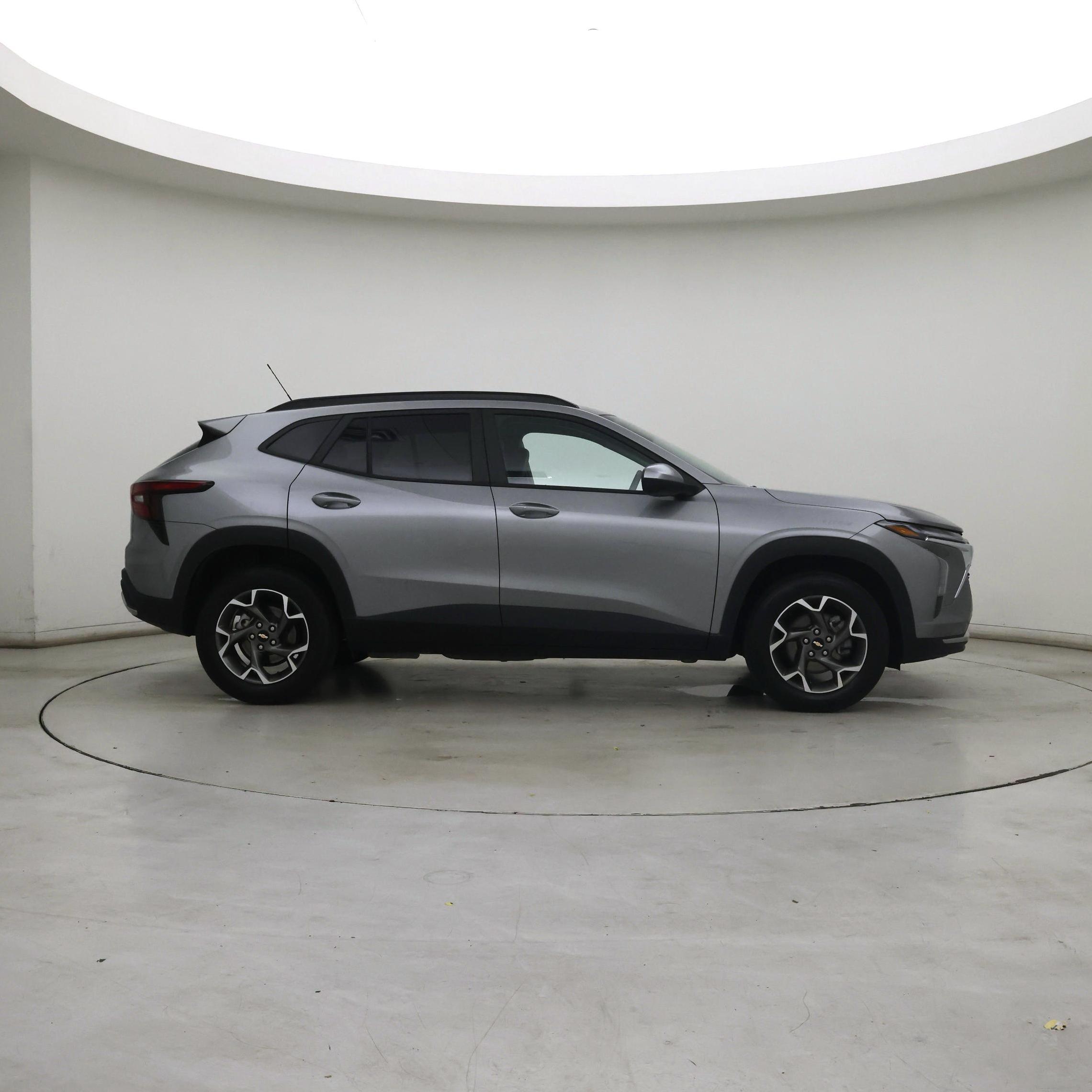 Thumbnail: 2025 Chevrolet Trax - 7