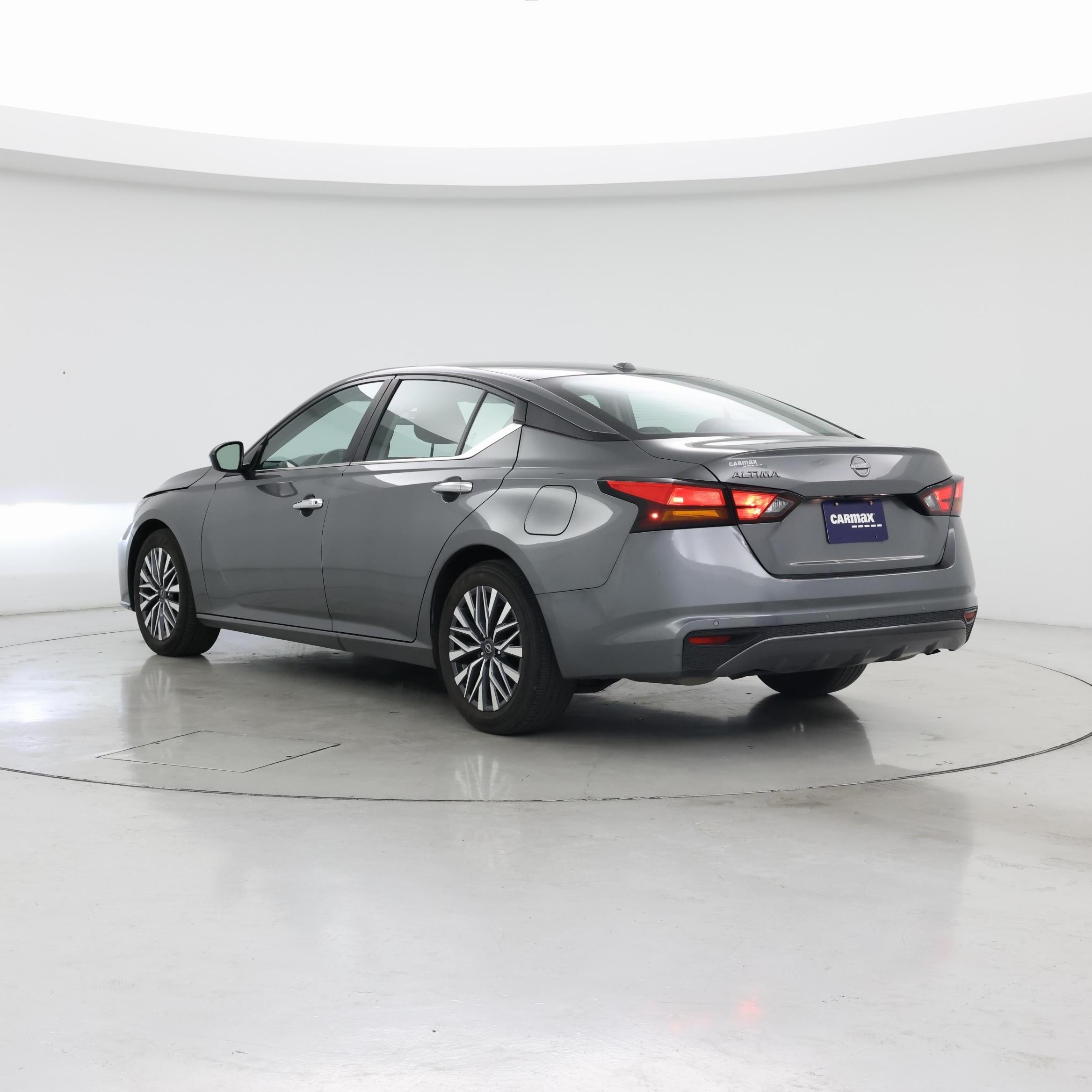 Thumbnail: 2025 Nissan Altima - 2