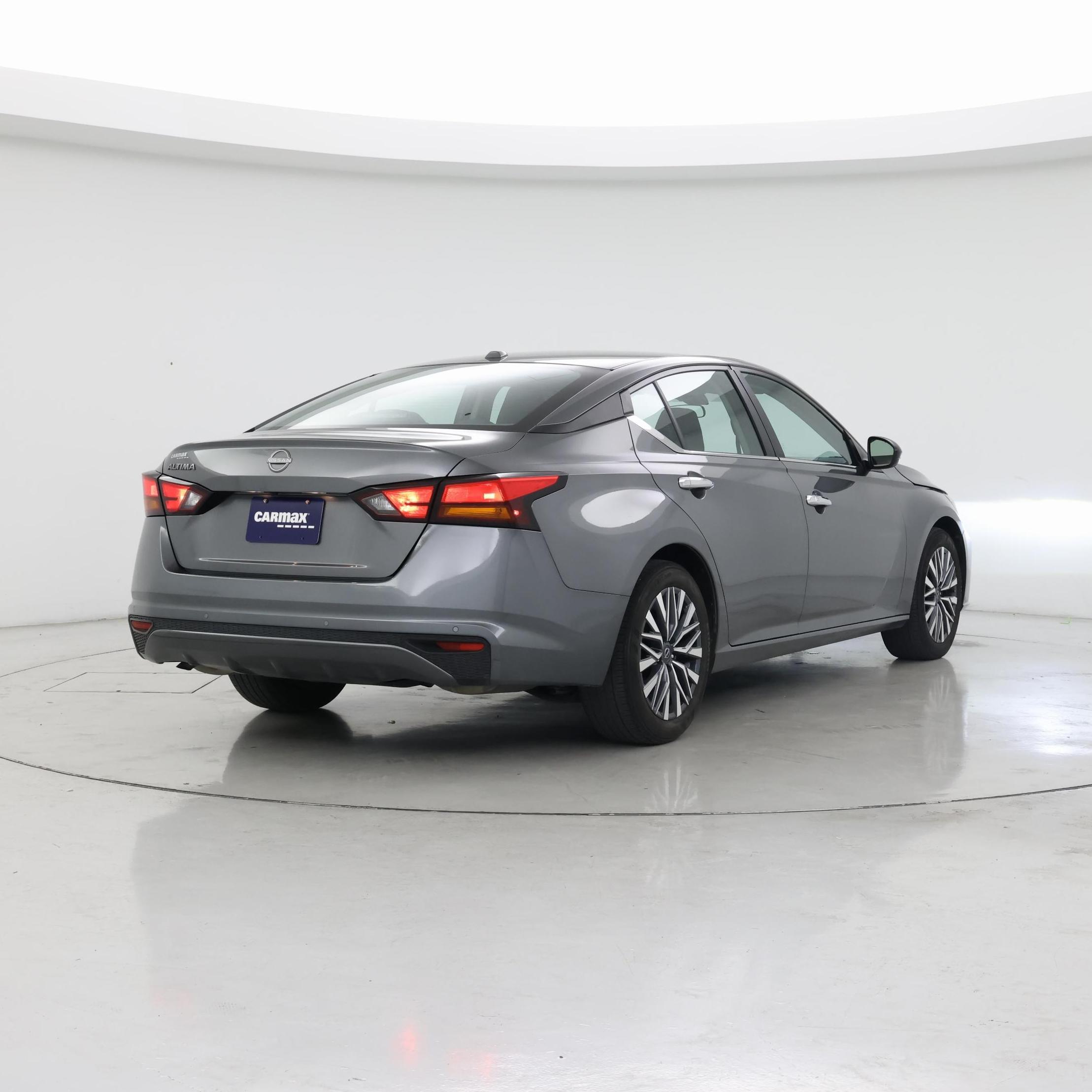 Thumbnail: 2025 Nissan Altima - 8