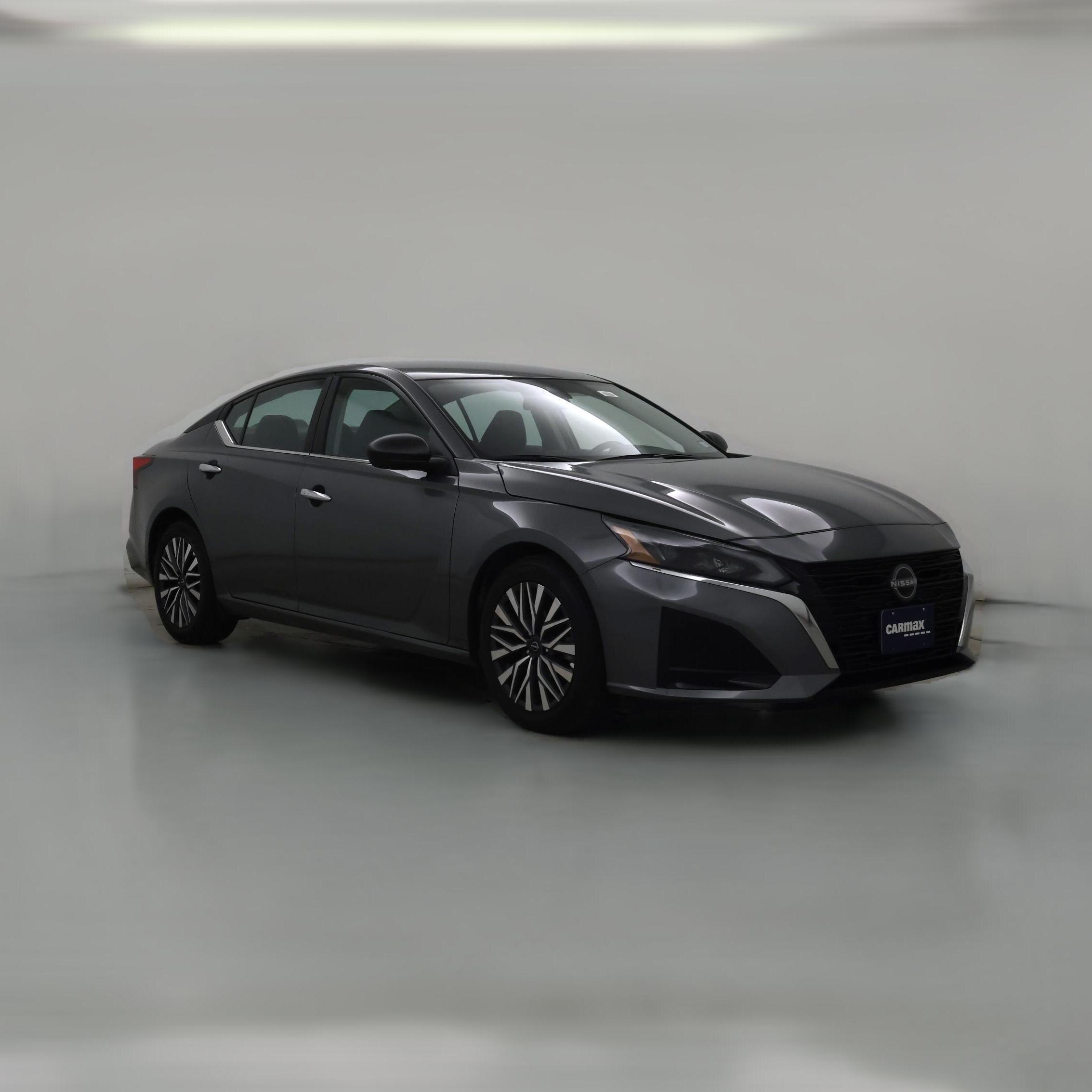 Thumbnail: 2025 Nissan Altima - 1