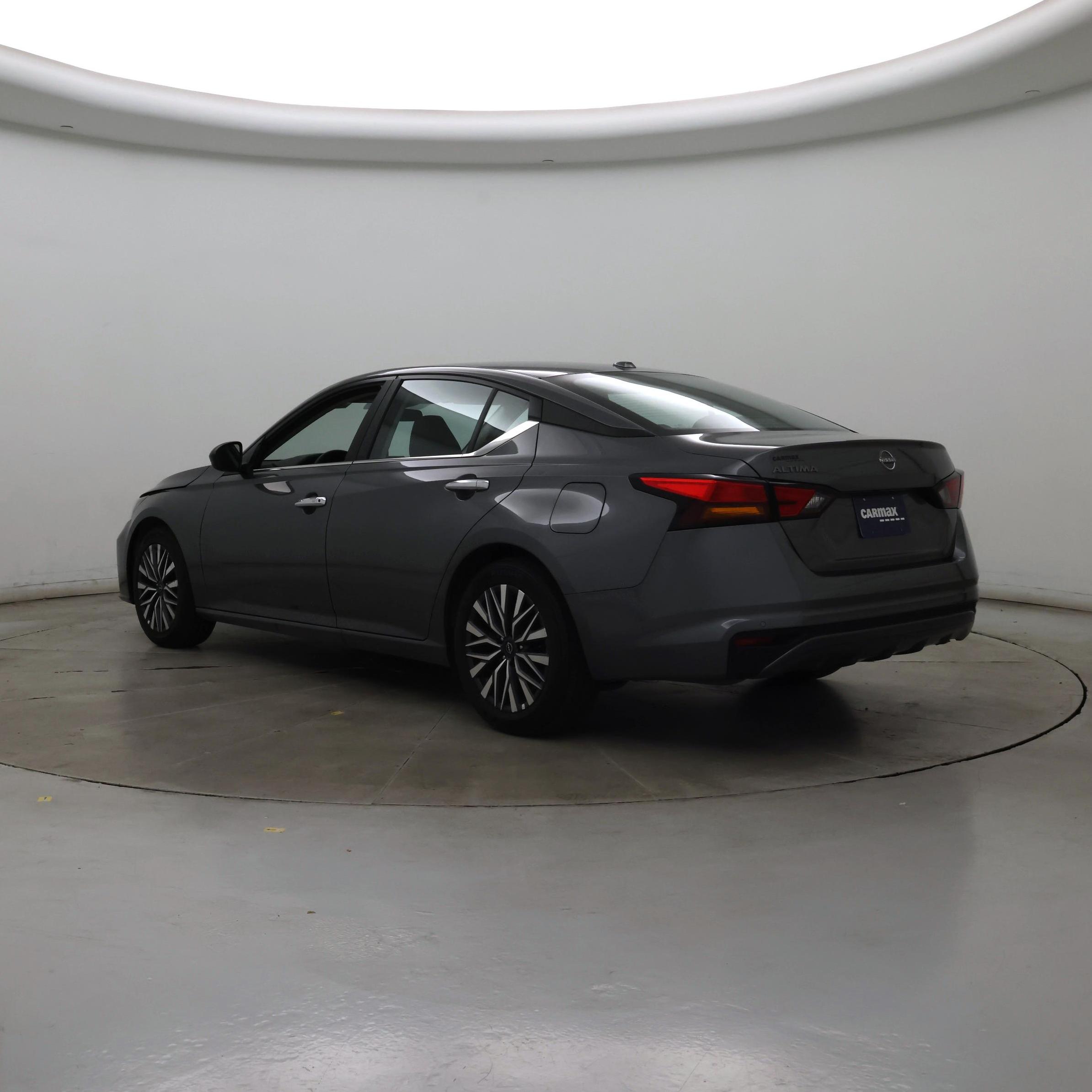 Thumbnail: 2025 Nissan Altima - 2