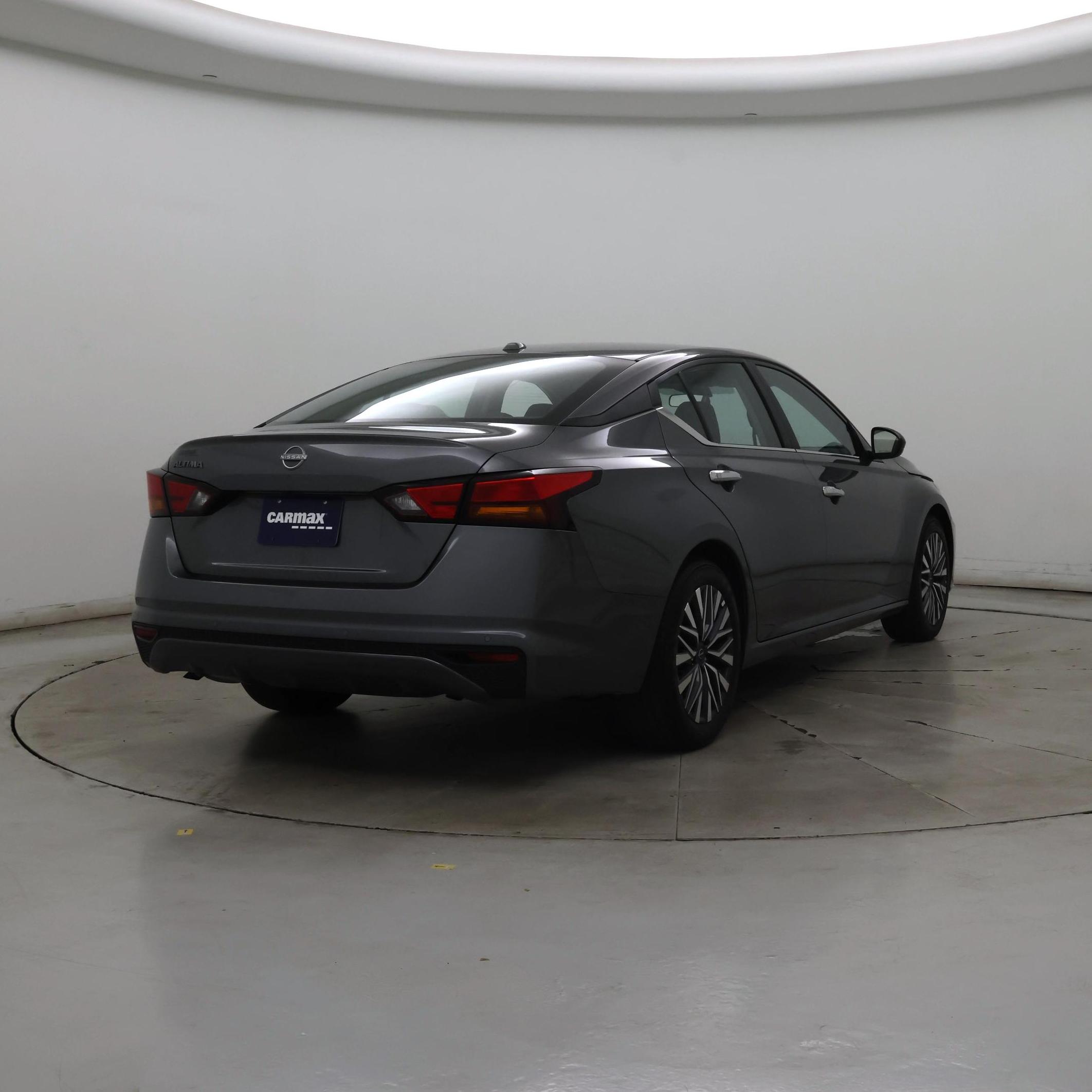 Thumbnail: 2025 Nissan Altima - 8