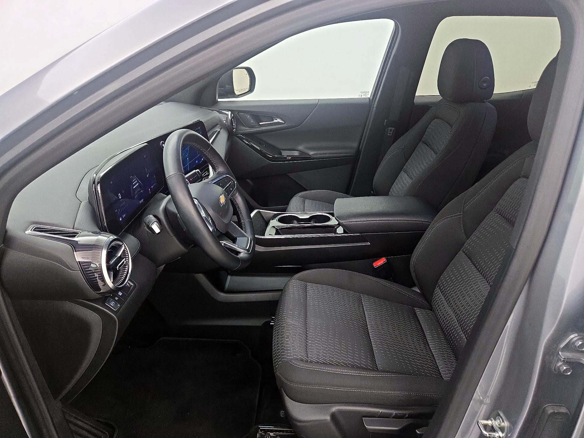 Thumbnail: 2025 Chevrolet Equinox - 11