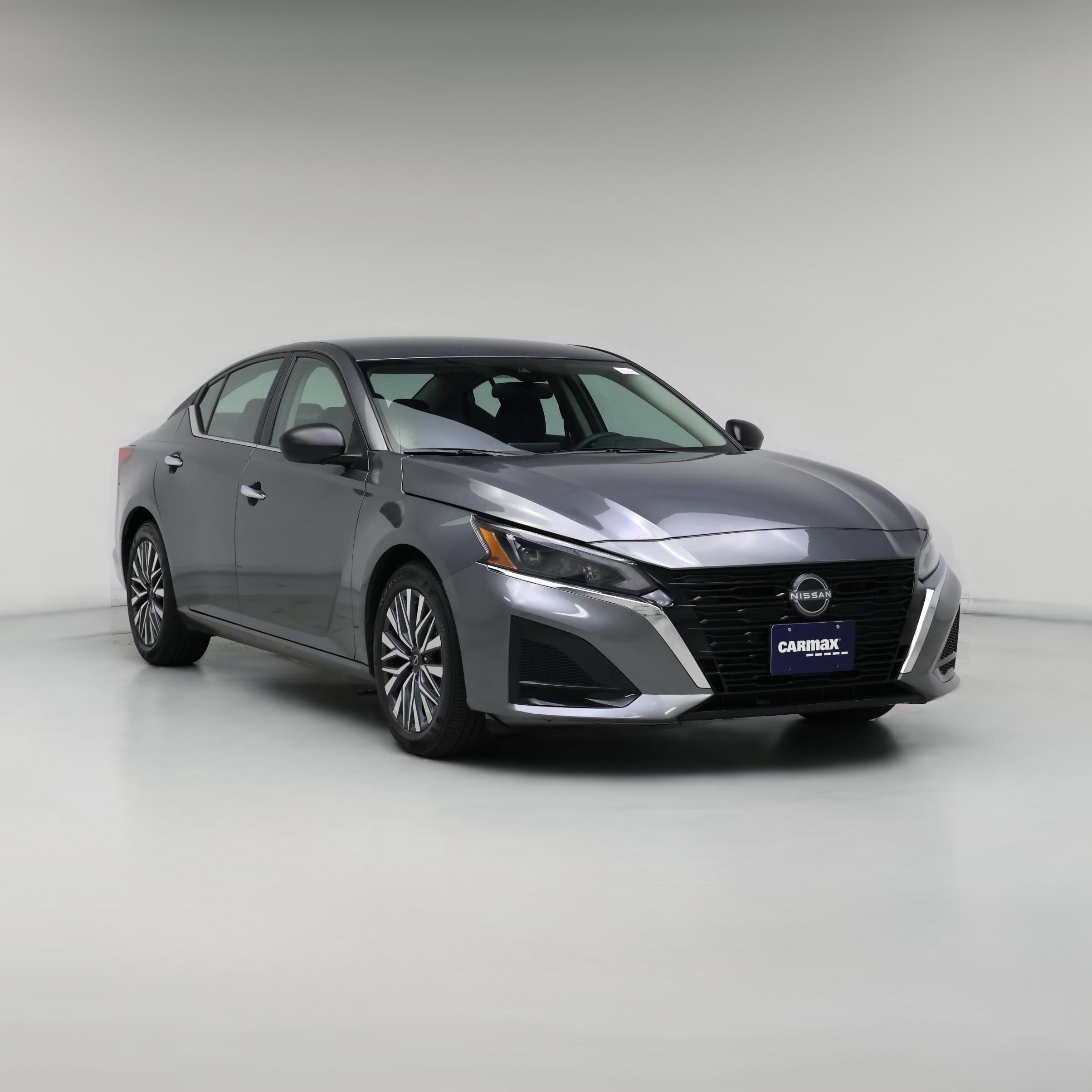 Thumbnail: 2025 Nissan Altima - 1