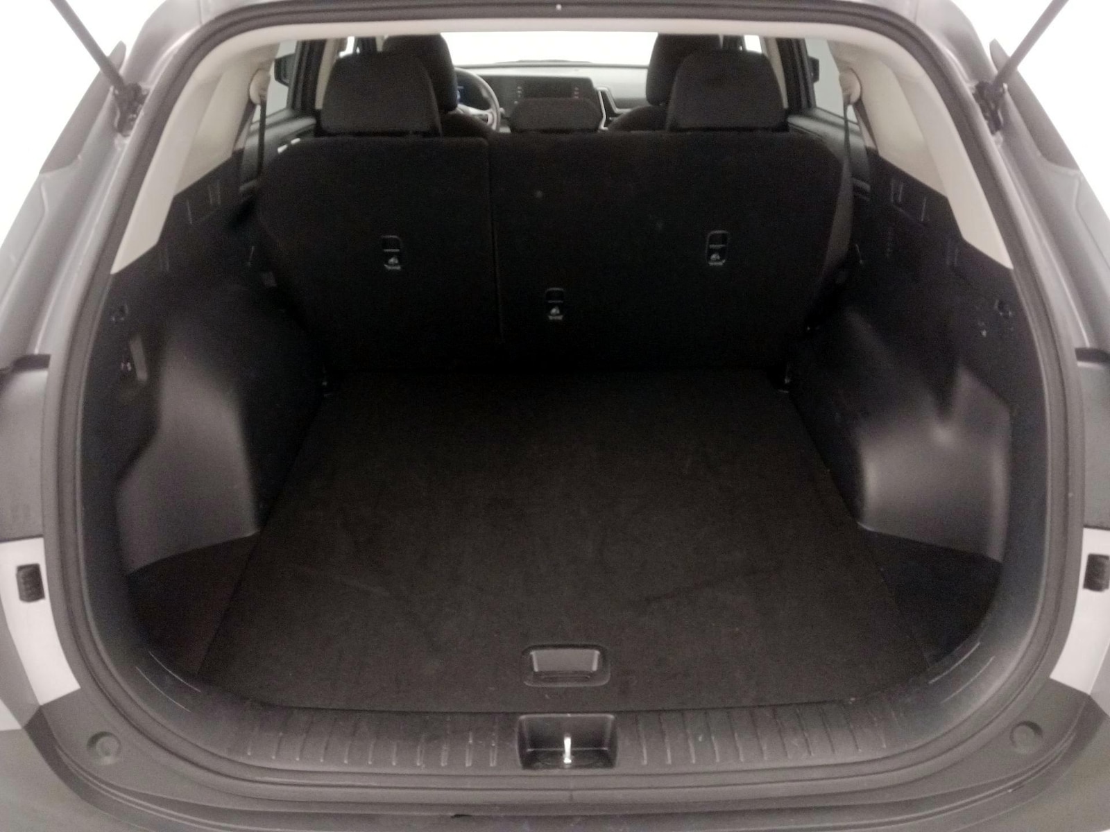 2025 Kia Sportage LX - Photo 21