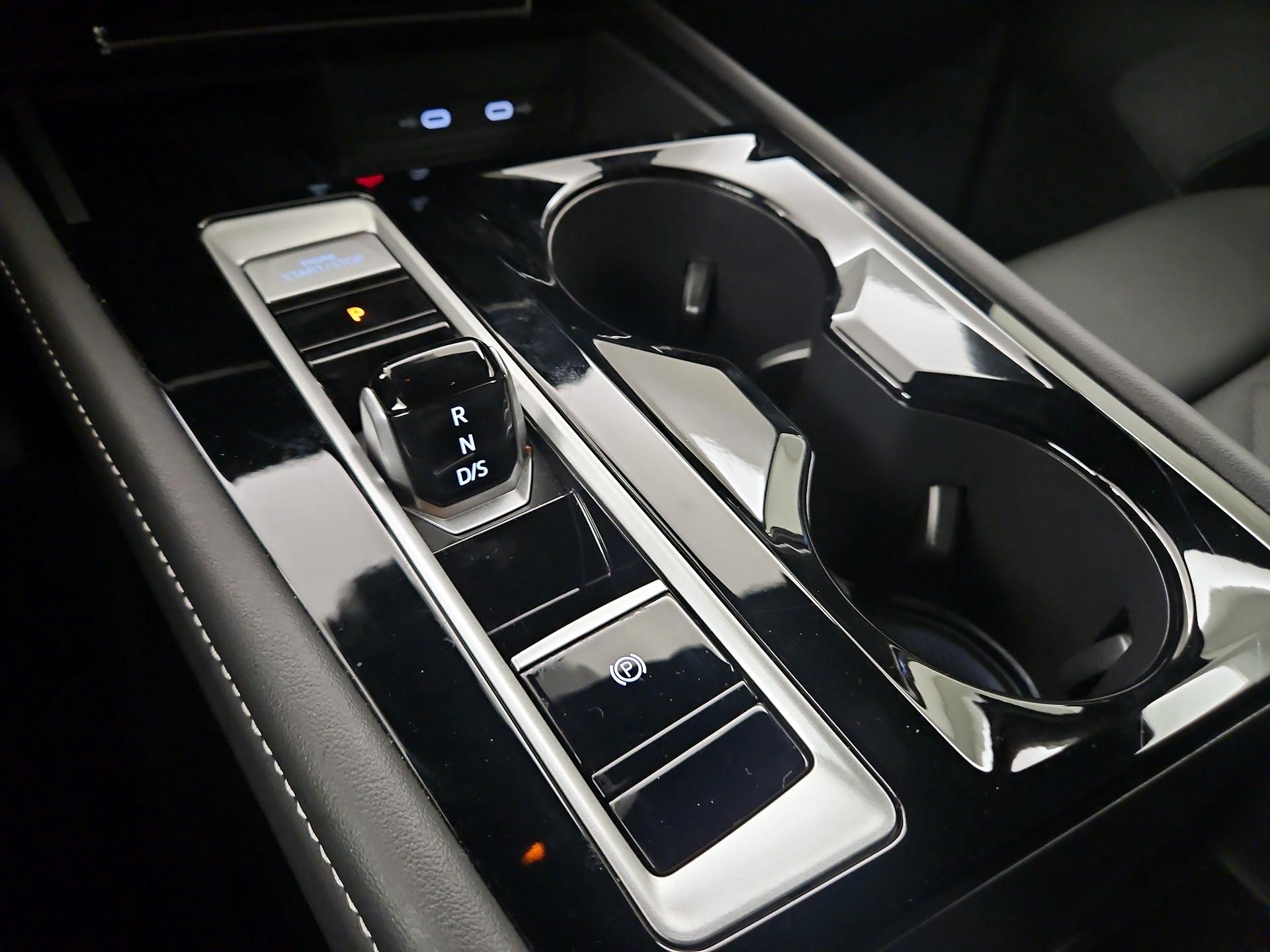 Thumbnail: 2025 Volkswagen Atlas - 17