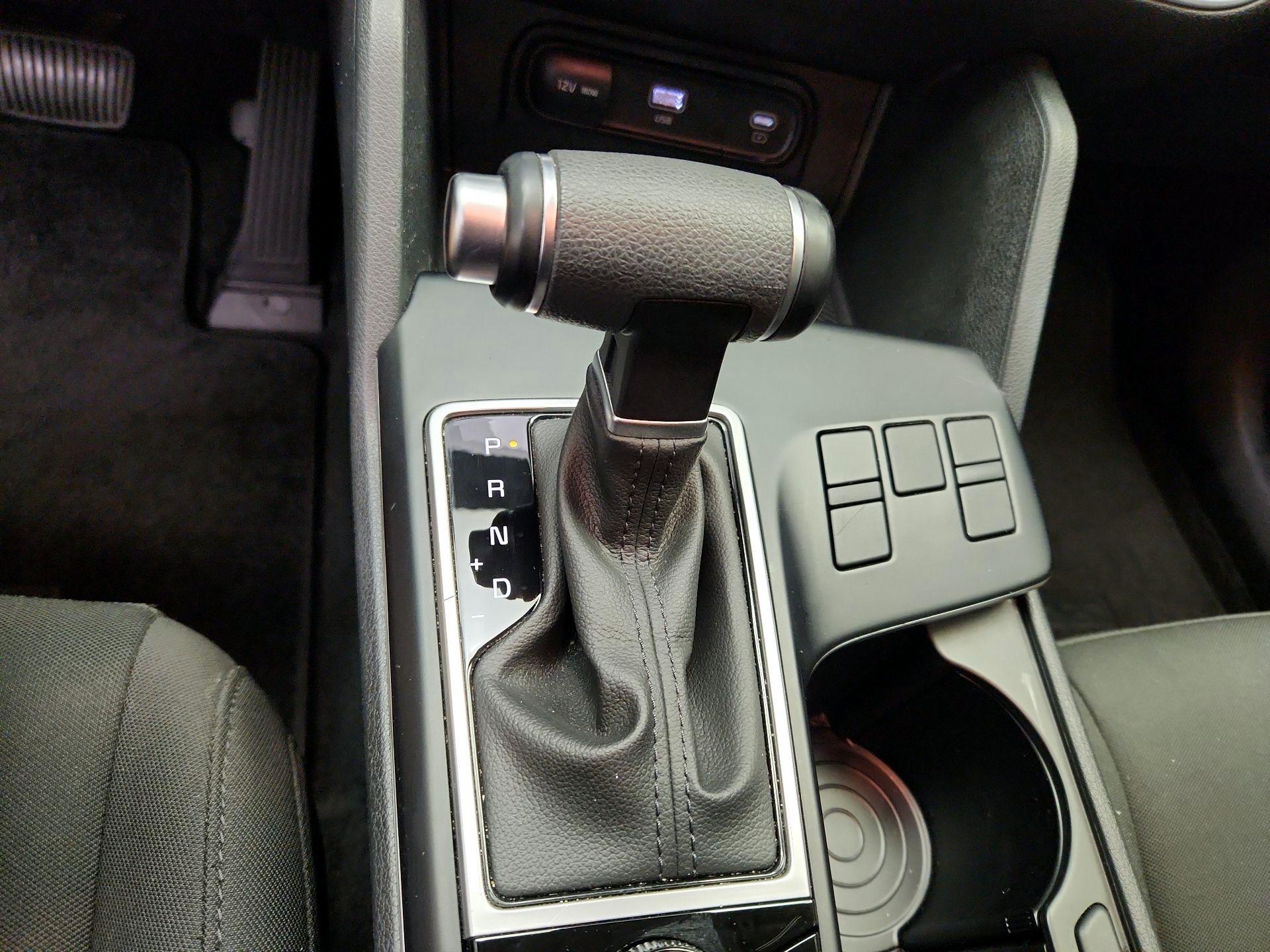Thumbnail: 2025 Kia Sportage - 17