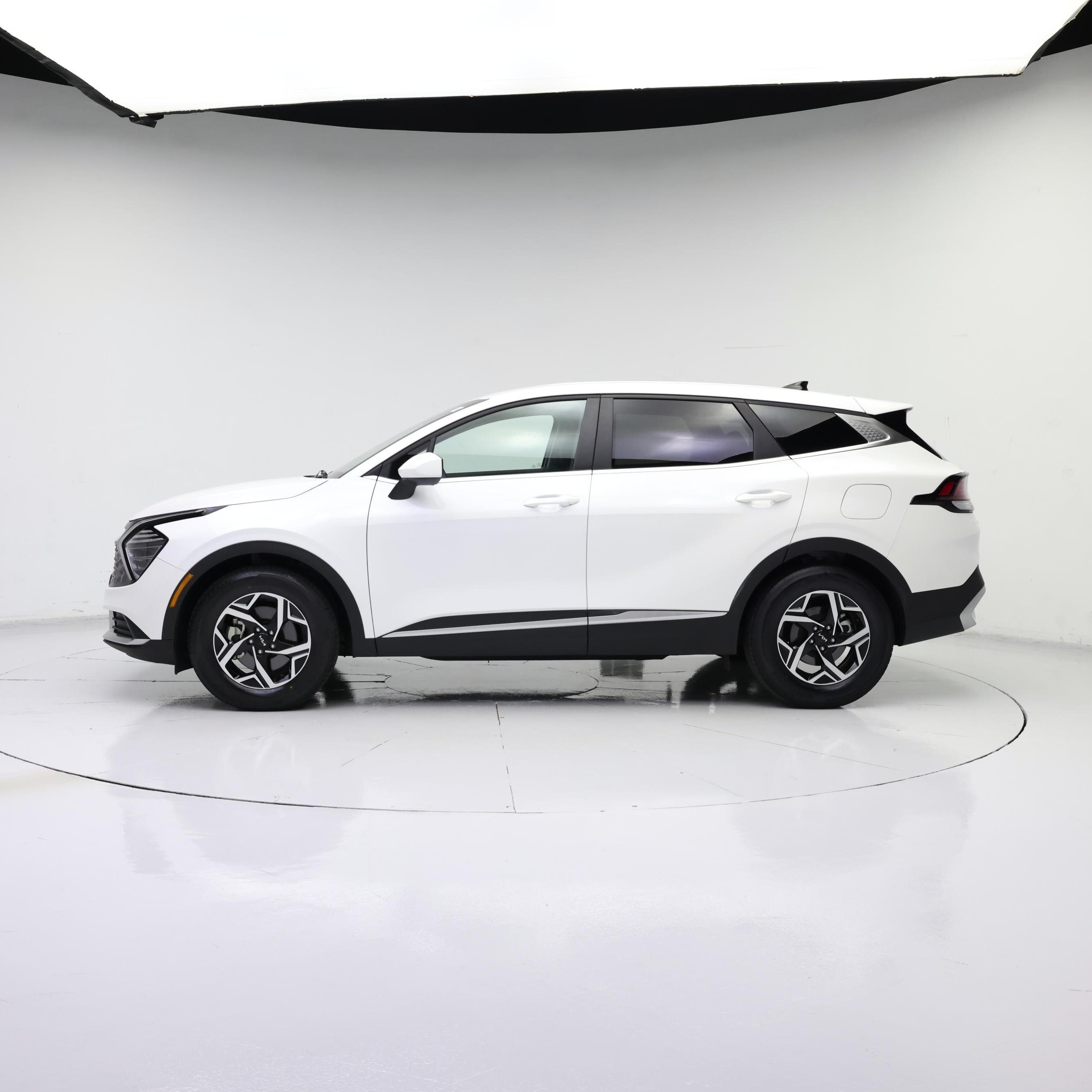 Thumbnail: 2025 Kia Sportage - 3
