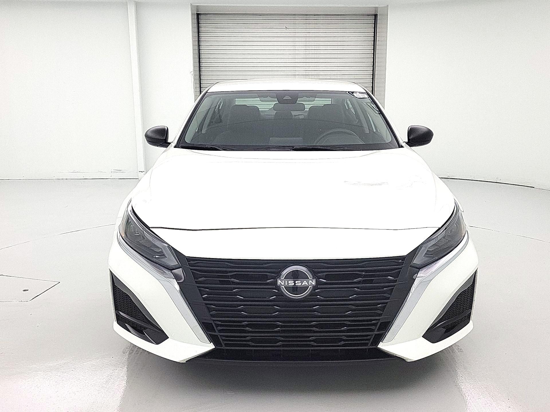 Thumbnail: 2025 Nissan Altima - 2