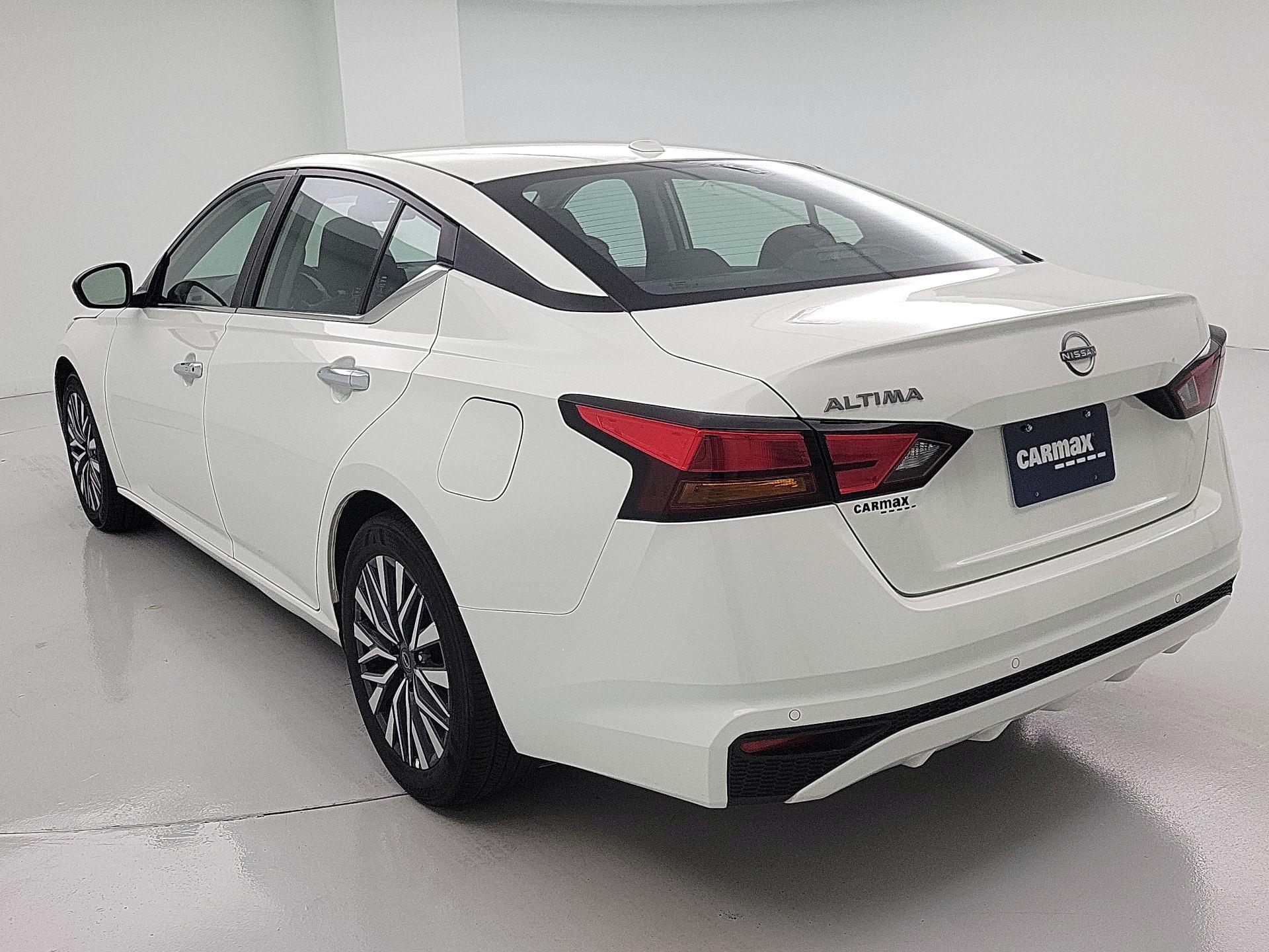Thumbnail: 2025 Nissan Altima - 7
