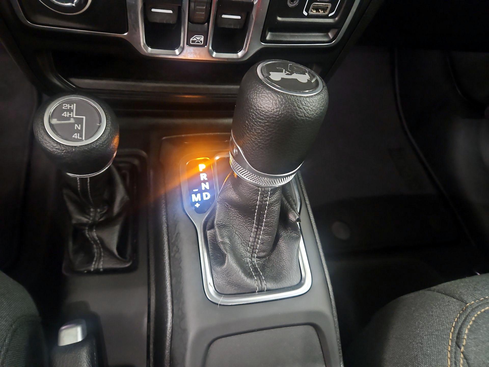 Thumbnail: 2025 Jeep Wrangler - 17