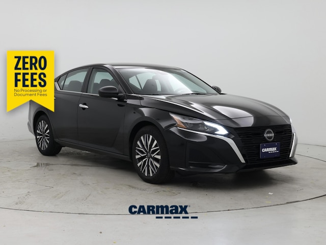 Black 2025 Nissan Altima 2.5 SV FWD Sedan Front-Wheel Drive Automatic